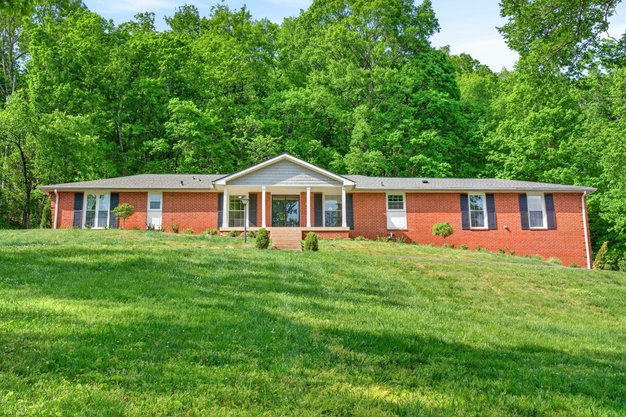 2148 Timberwood Dr