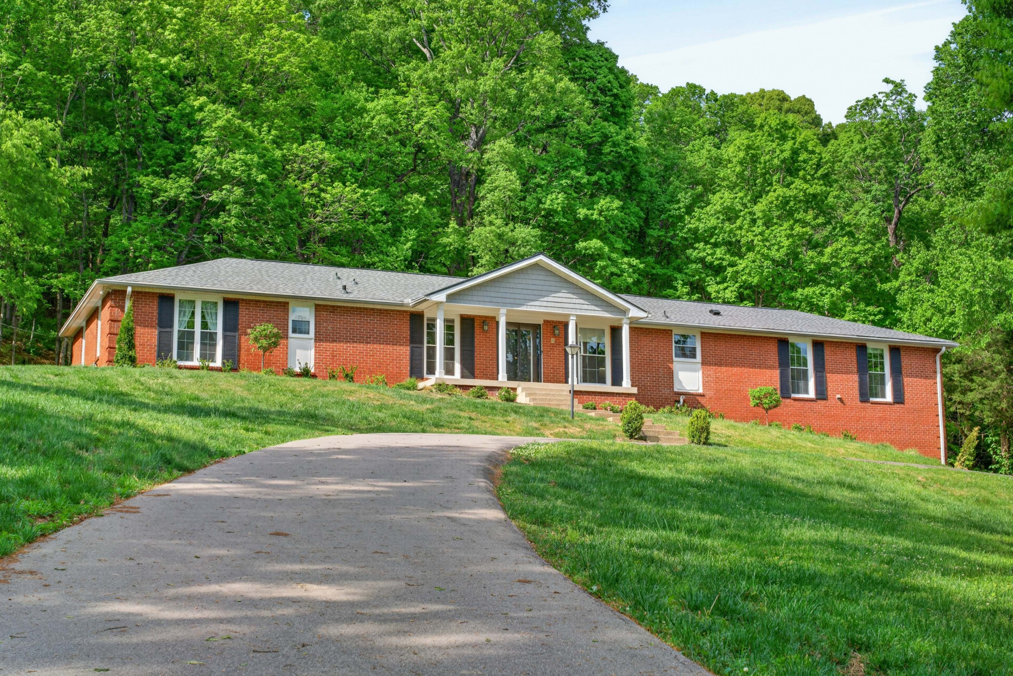 2148 Timberwood Dr