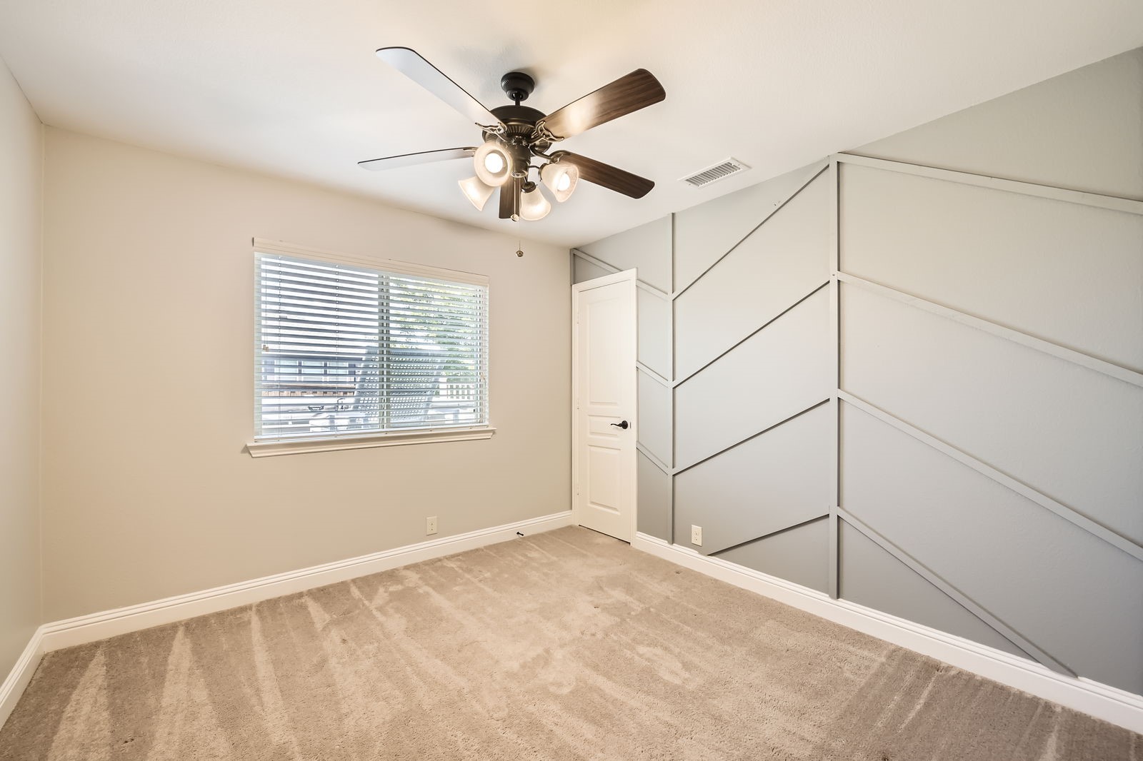 421 Cedar Ridge Drive