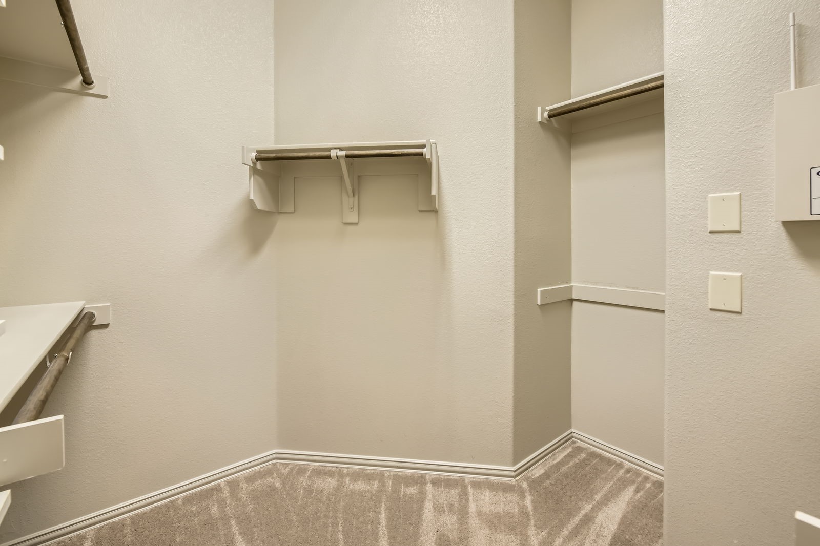 421 Cedar Ridge Drive