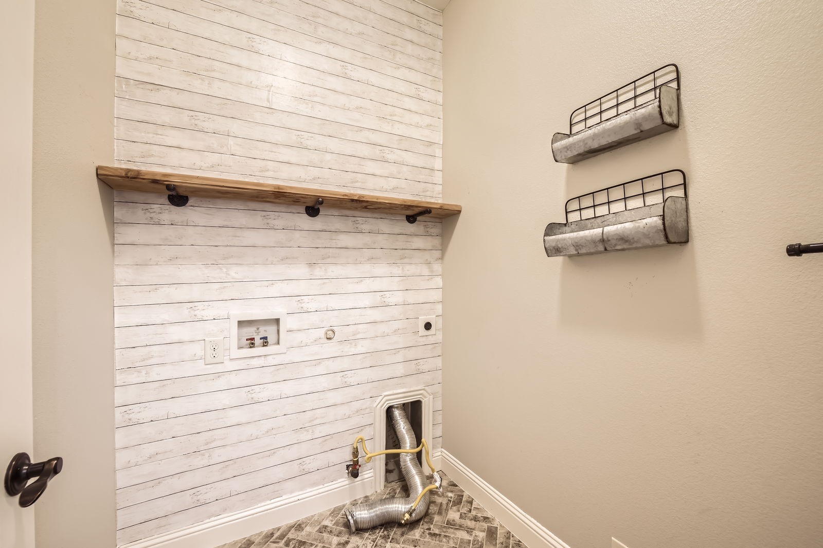 421 Cedar Ridge Drive