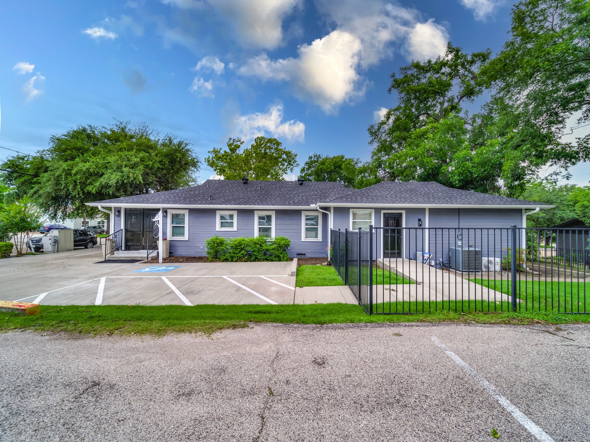 202 N West #A Street