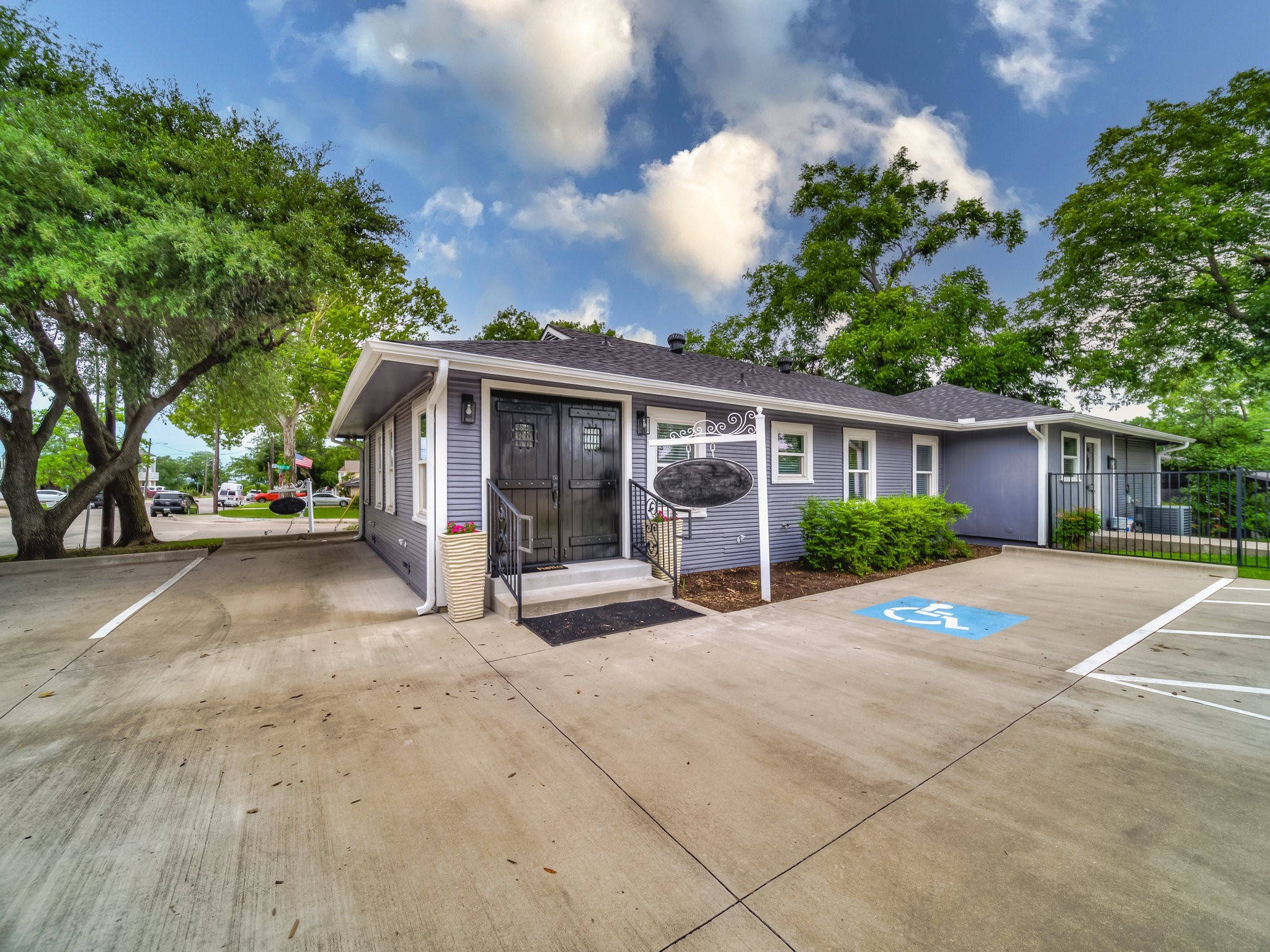 202 N West #A Street