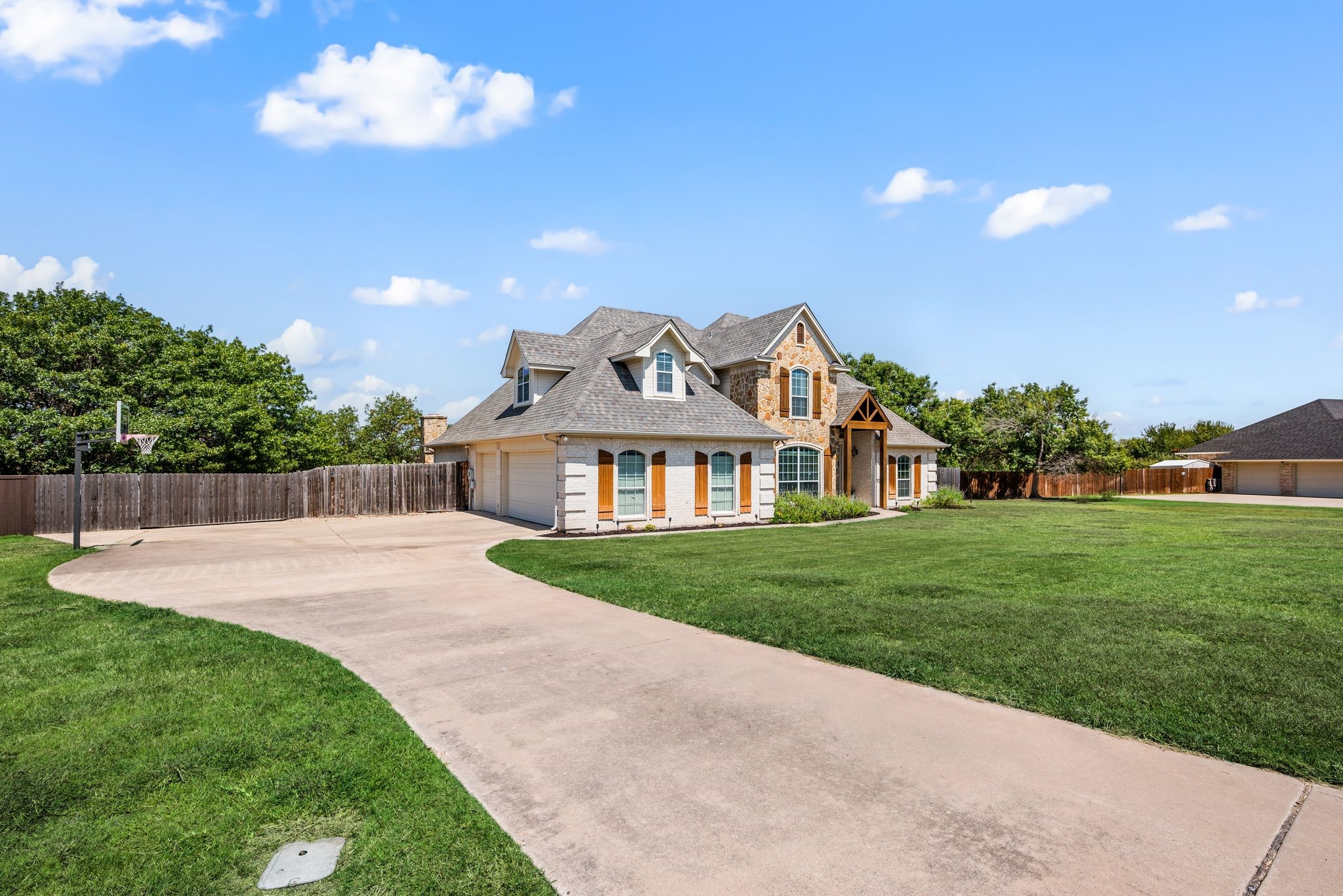 3409 Foot Hills Drive