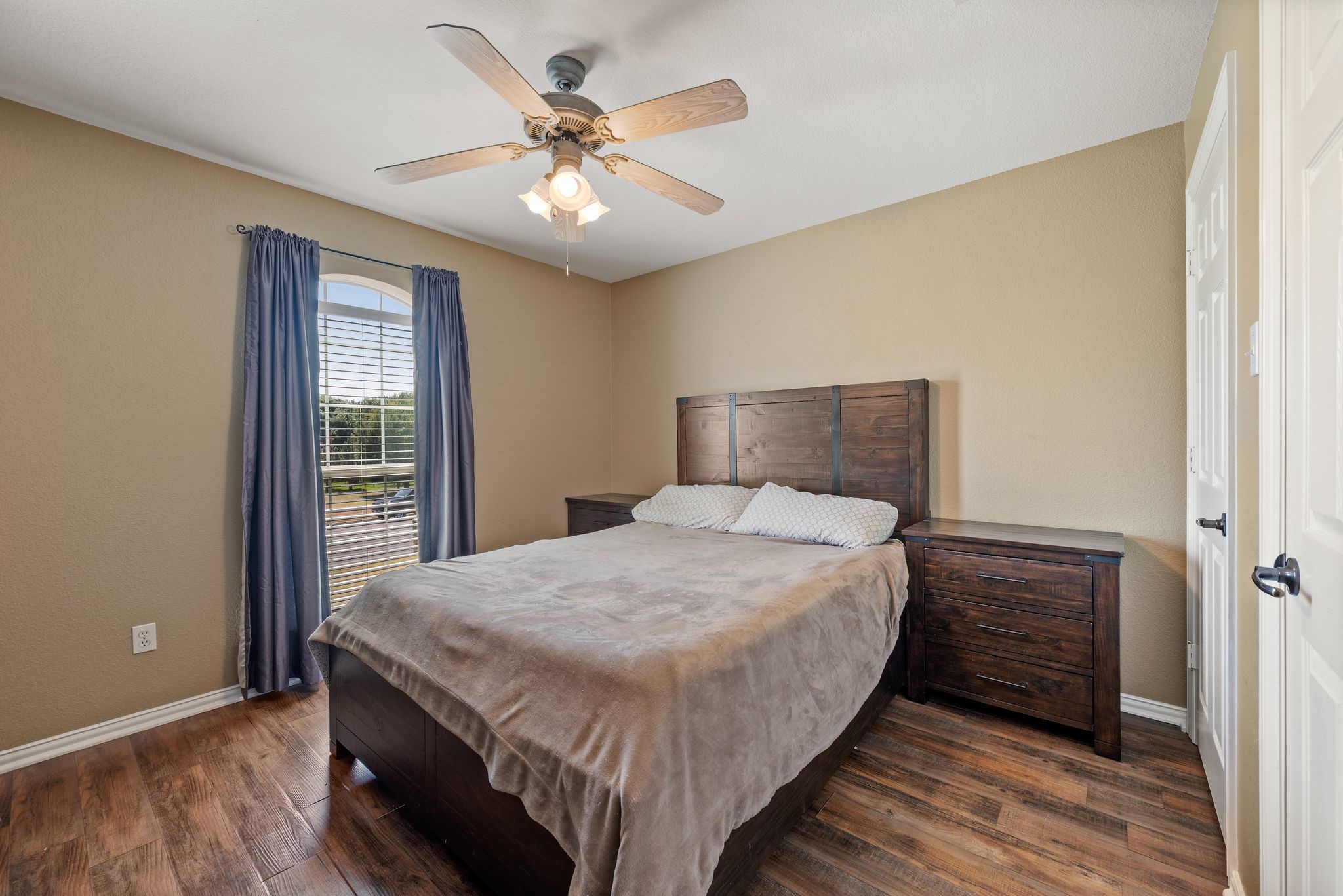 3409 Foot Hills Drive