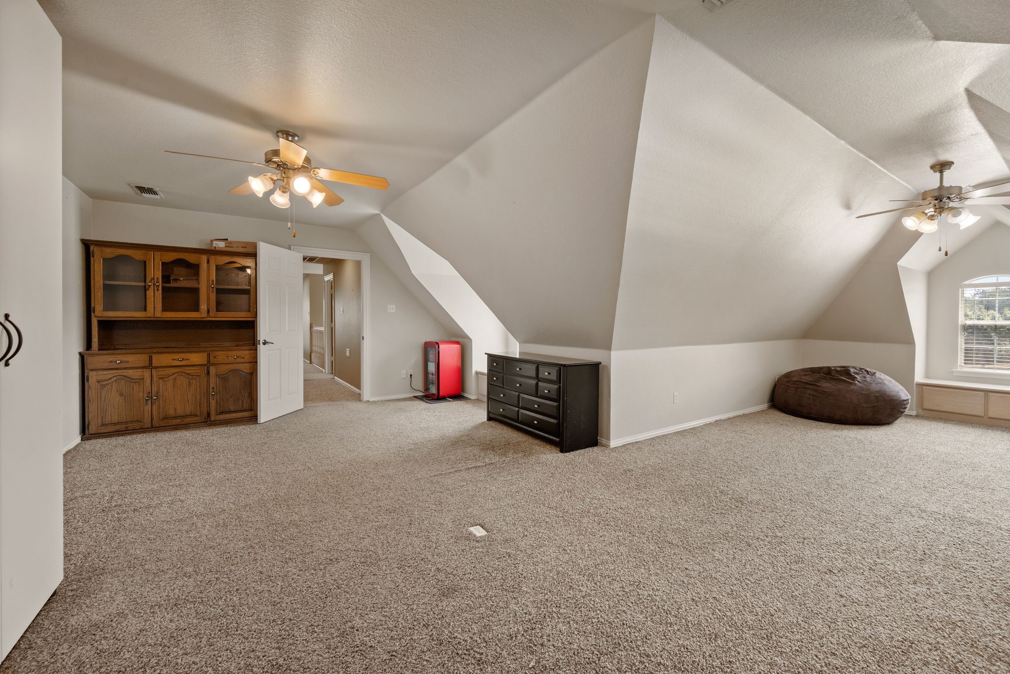 3409 Foot Hills Drive