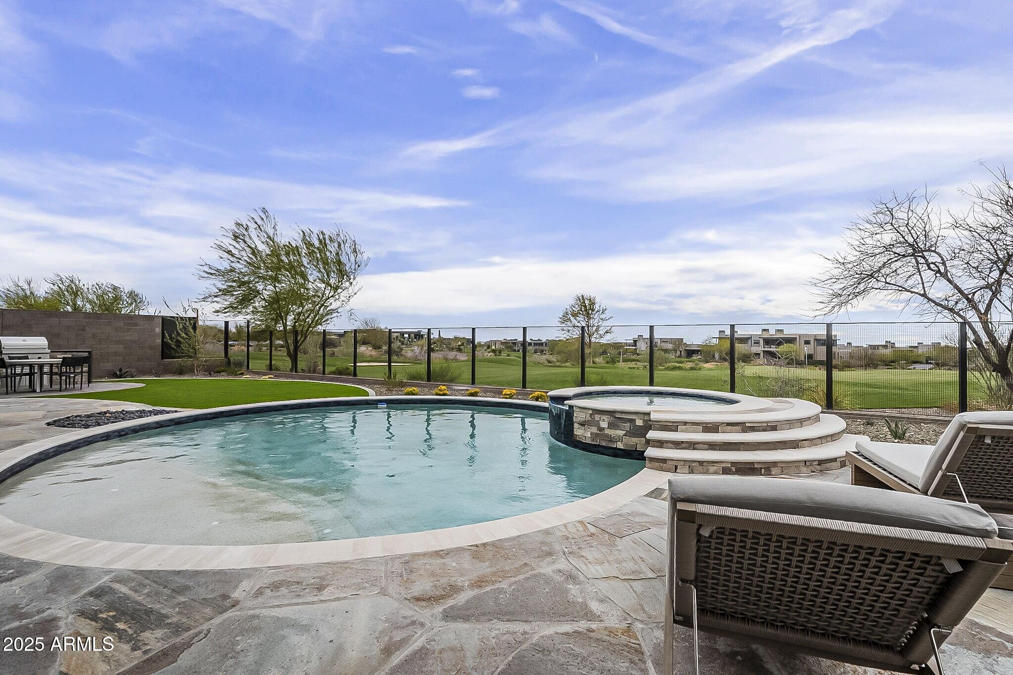 37200 N CAVE CREEK Road, 1023