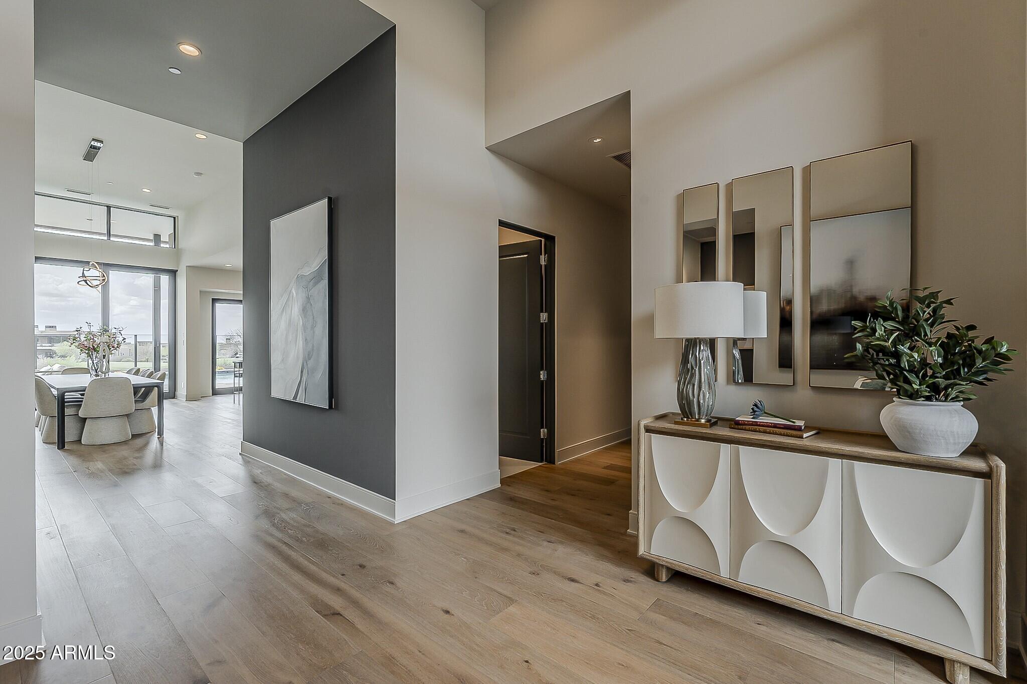 37200 N CAVE CREEK Road, 1023
