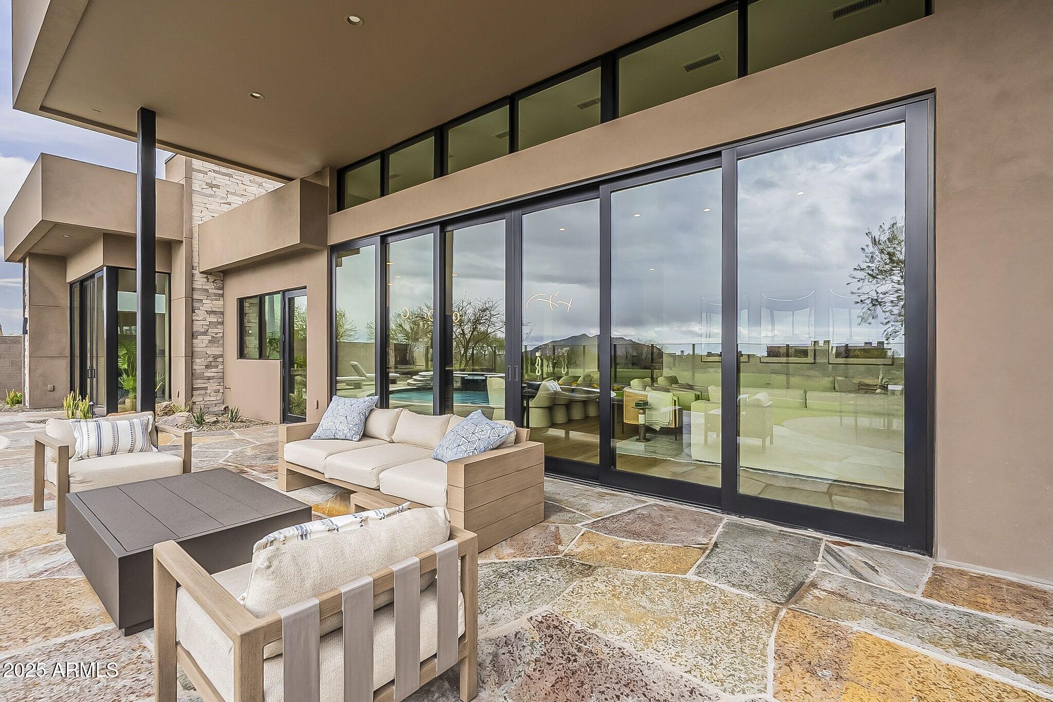 37200 N CAVE CREEK Road, 1023