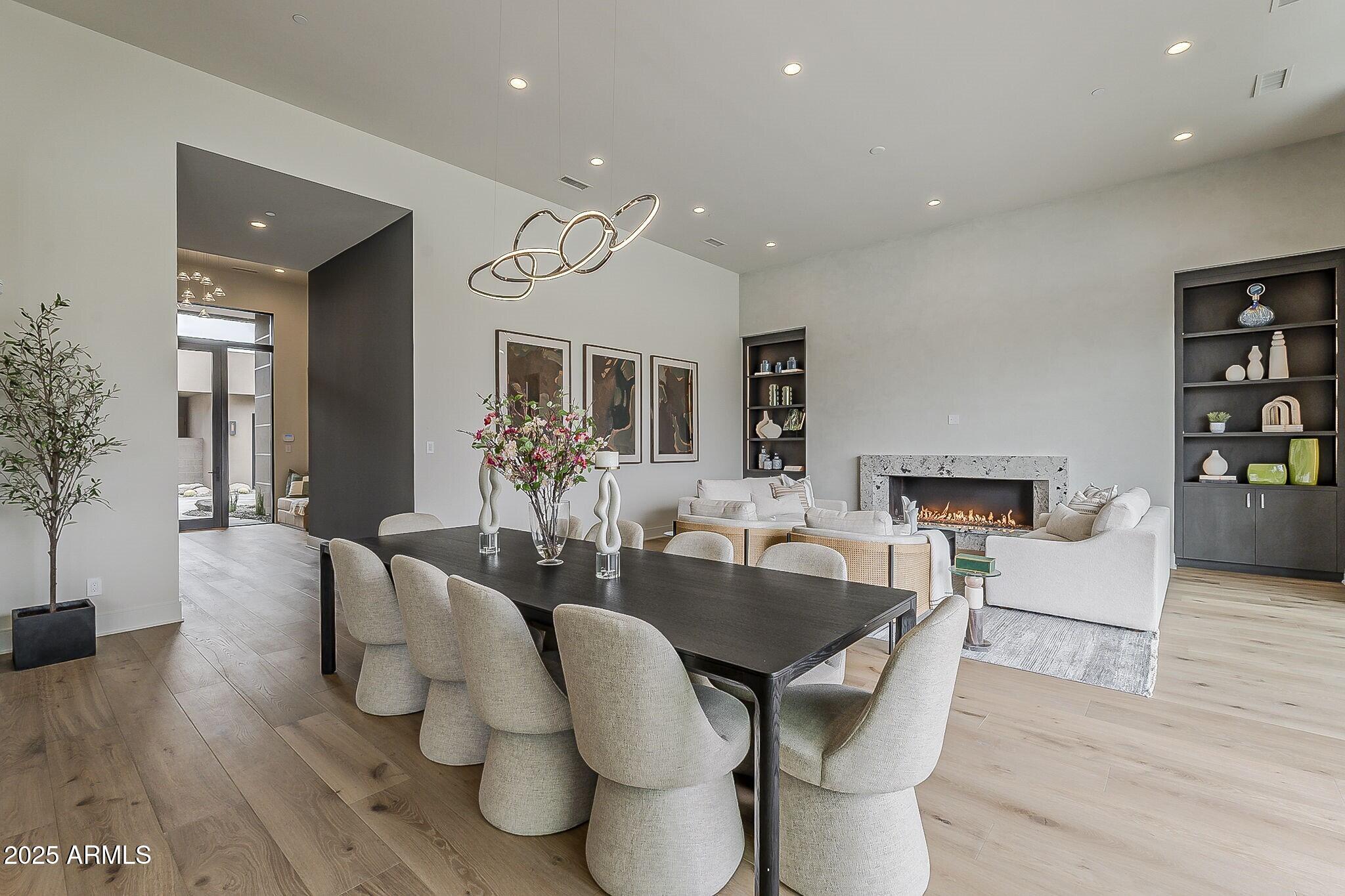 37200 N CAVE CREEK Road, 1023