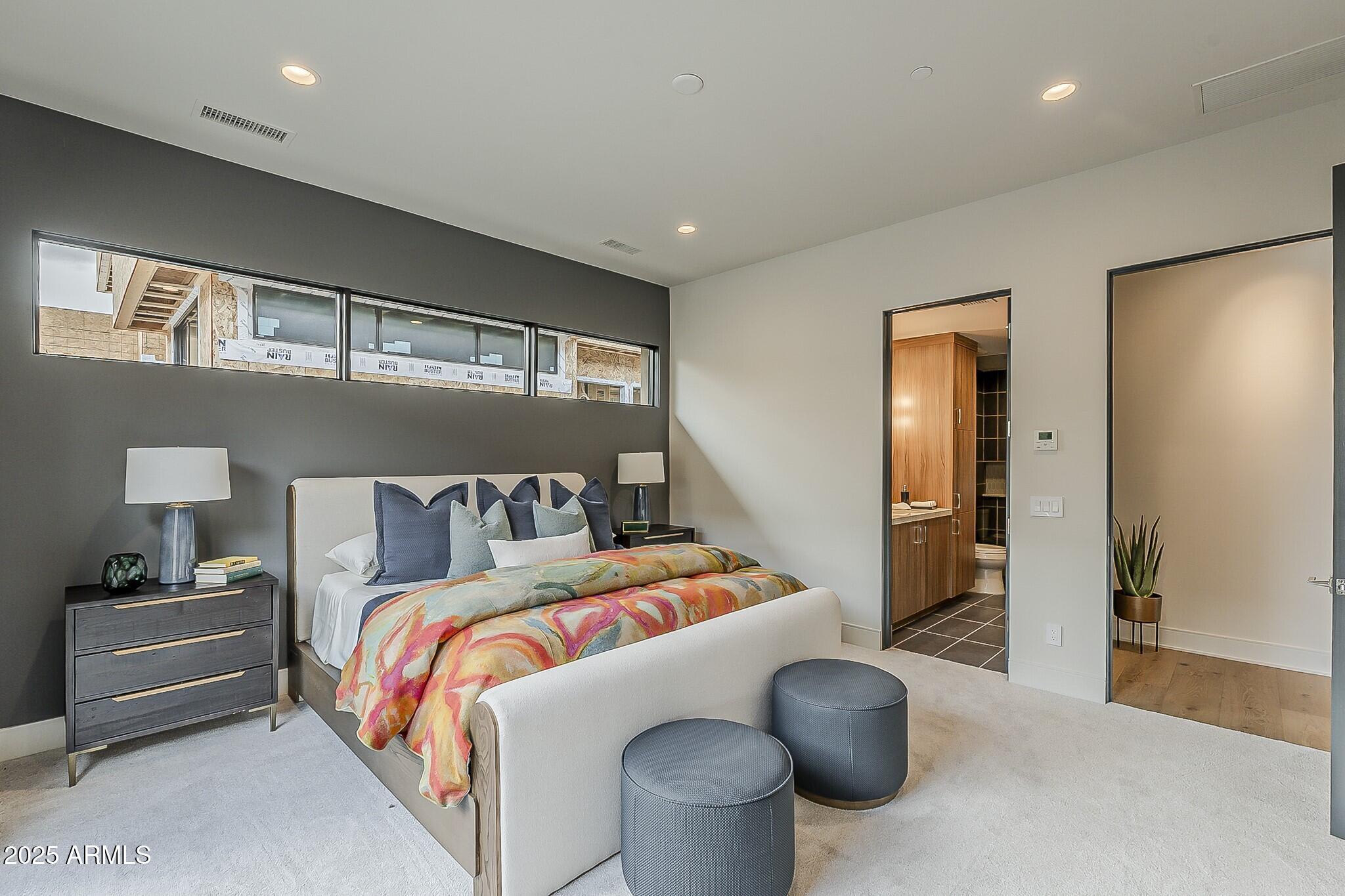 37200 N CAVE CREEK Road, 1023