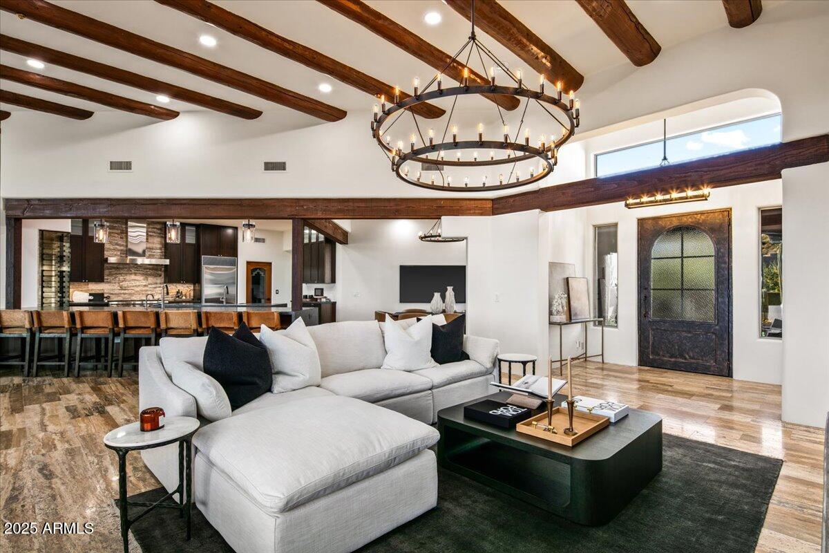 10712 E PROSPECT POINT Drive