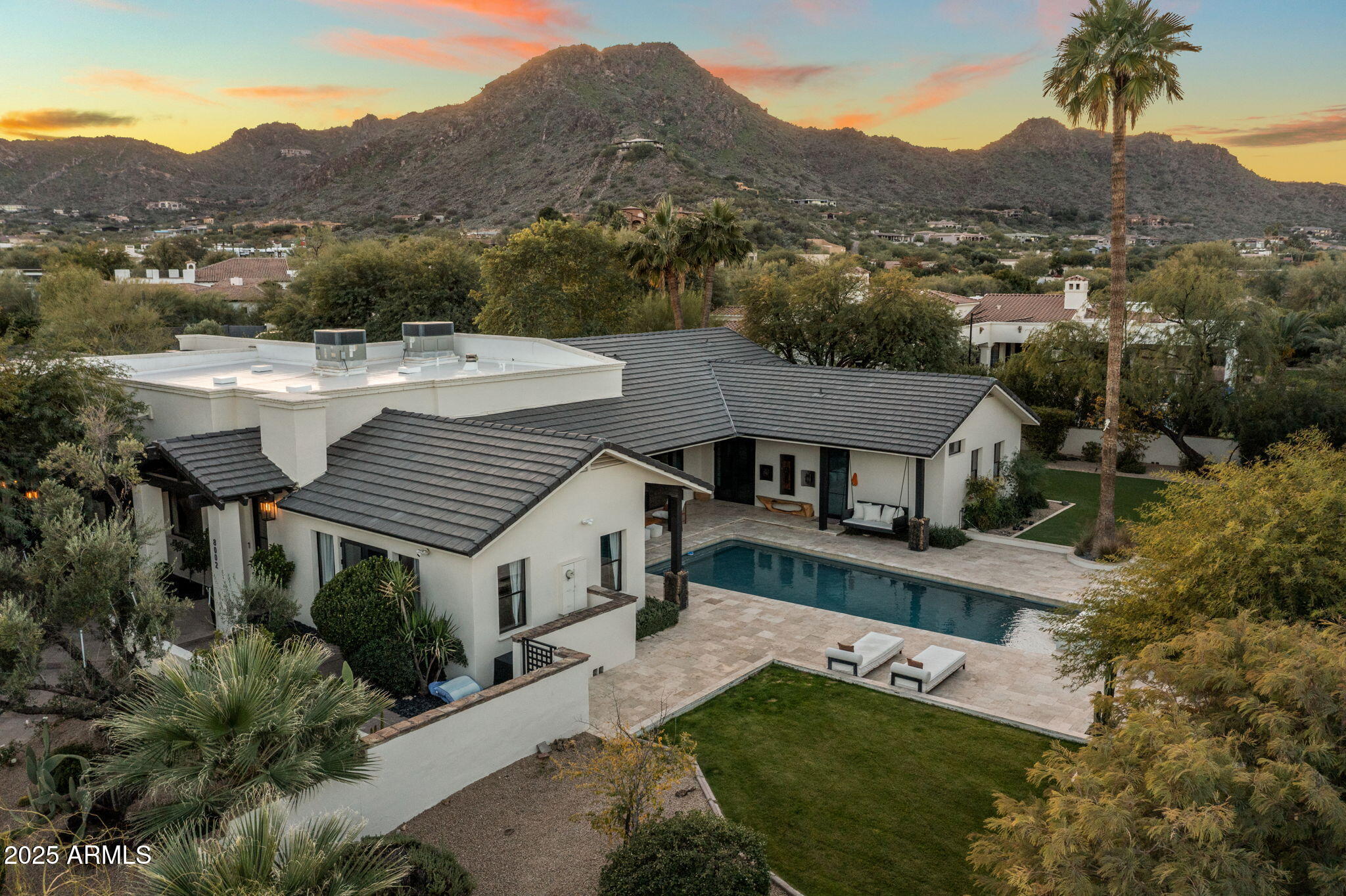 8002 N IRONWOOD Drive