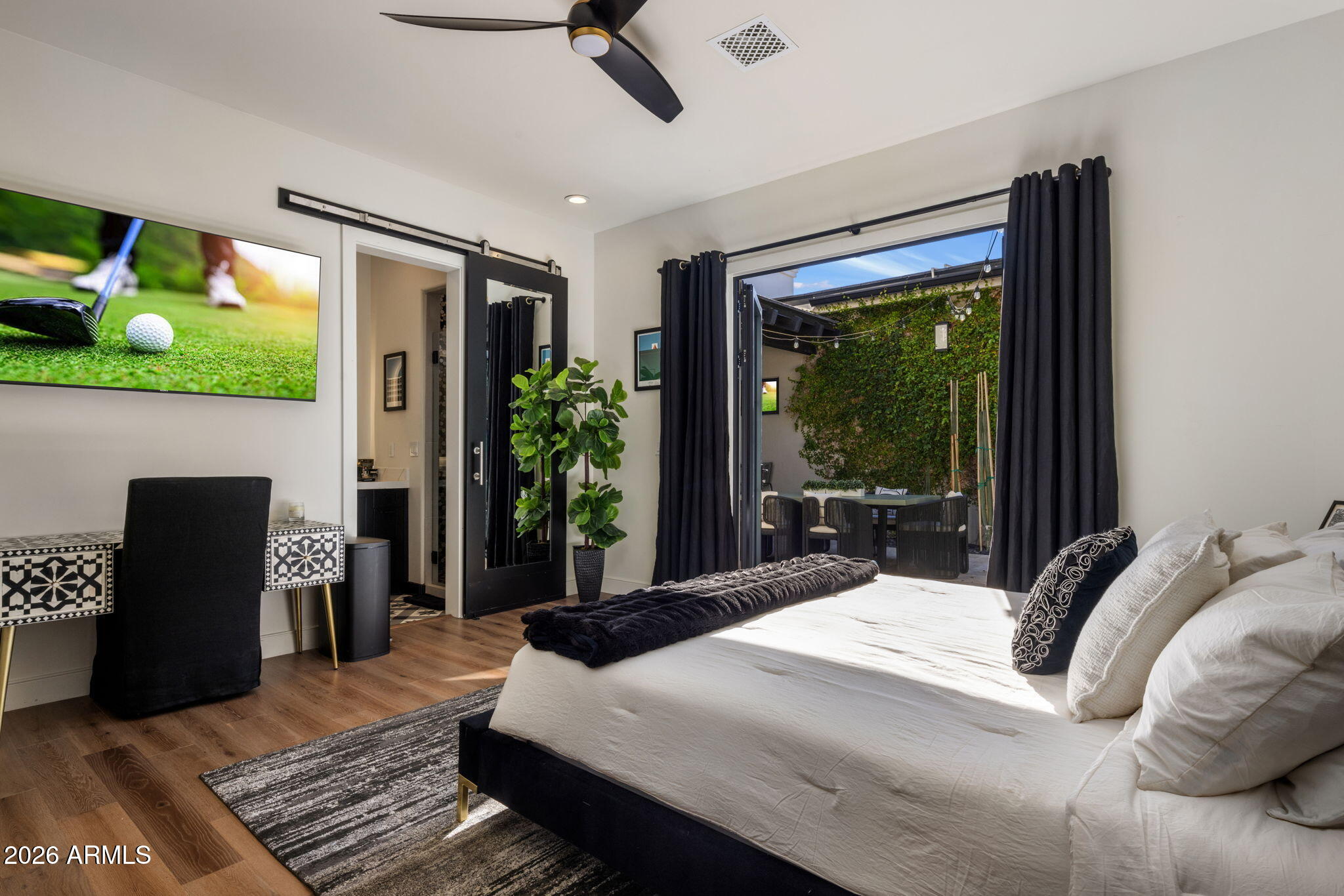 8002 N IRONWOOD Drive