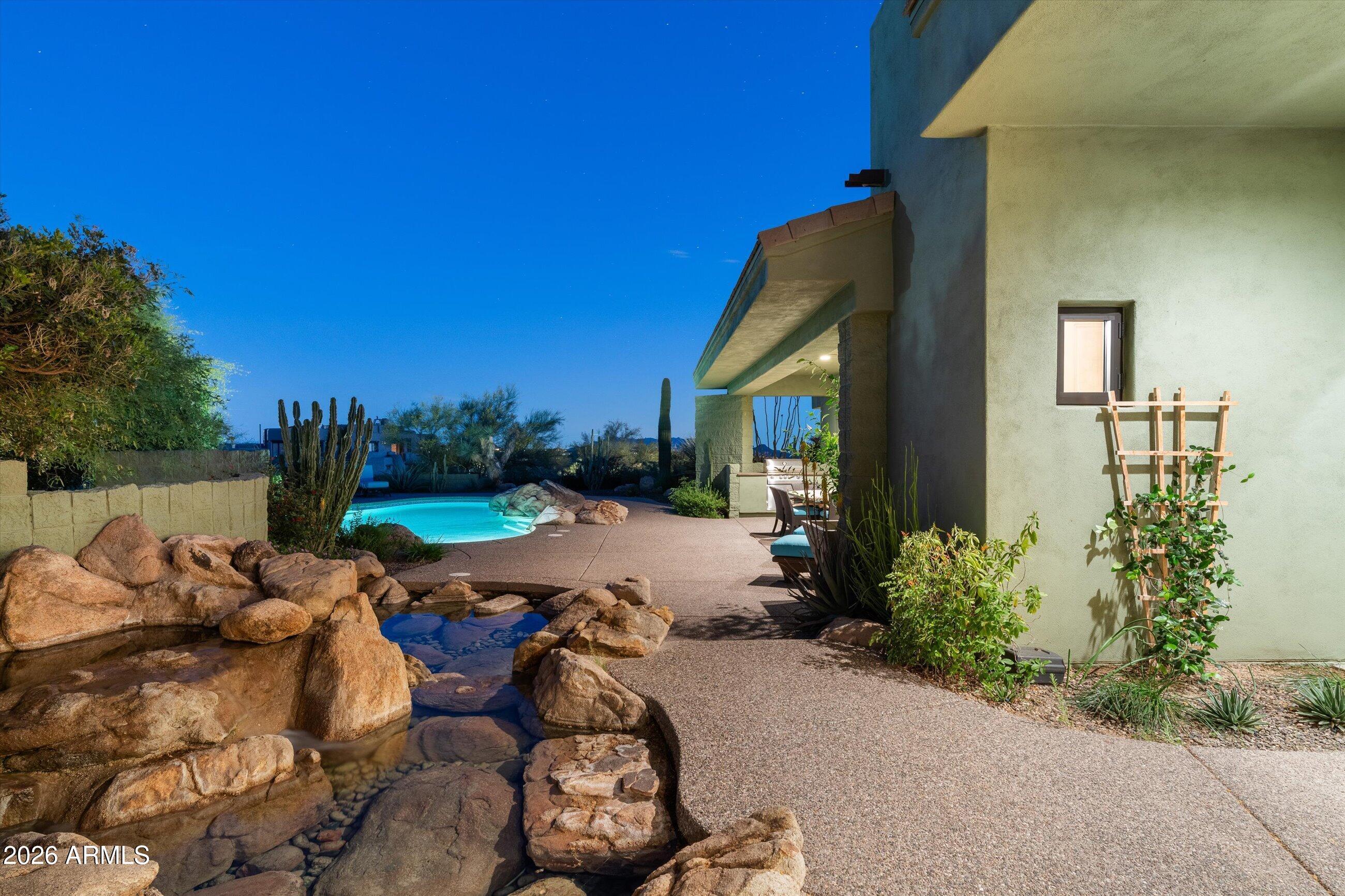 11025 E HONEY MESQUITE Drive