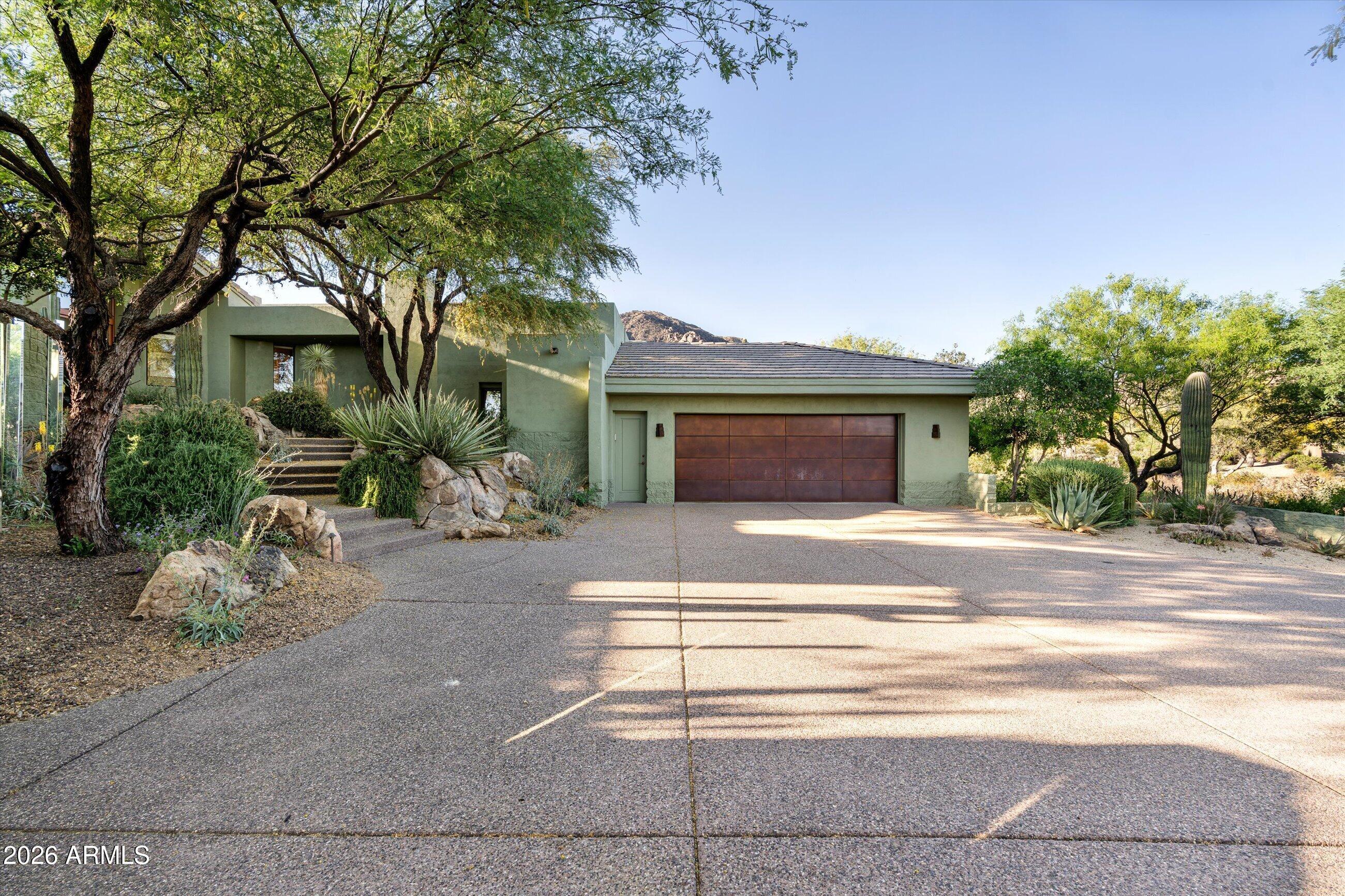 11025 E HONEY MESQUITE Drive