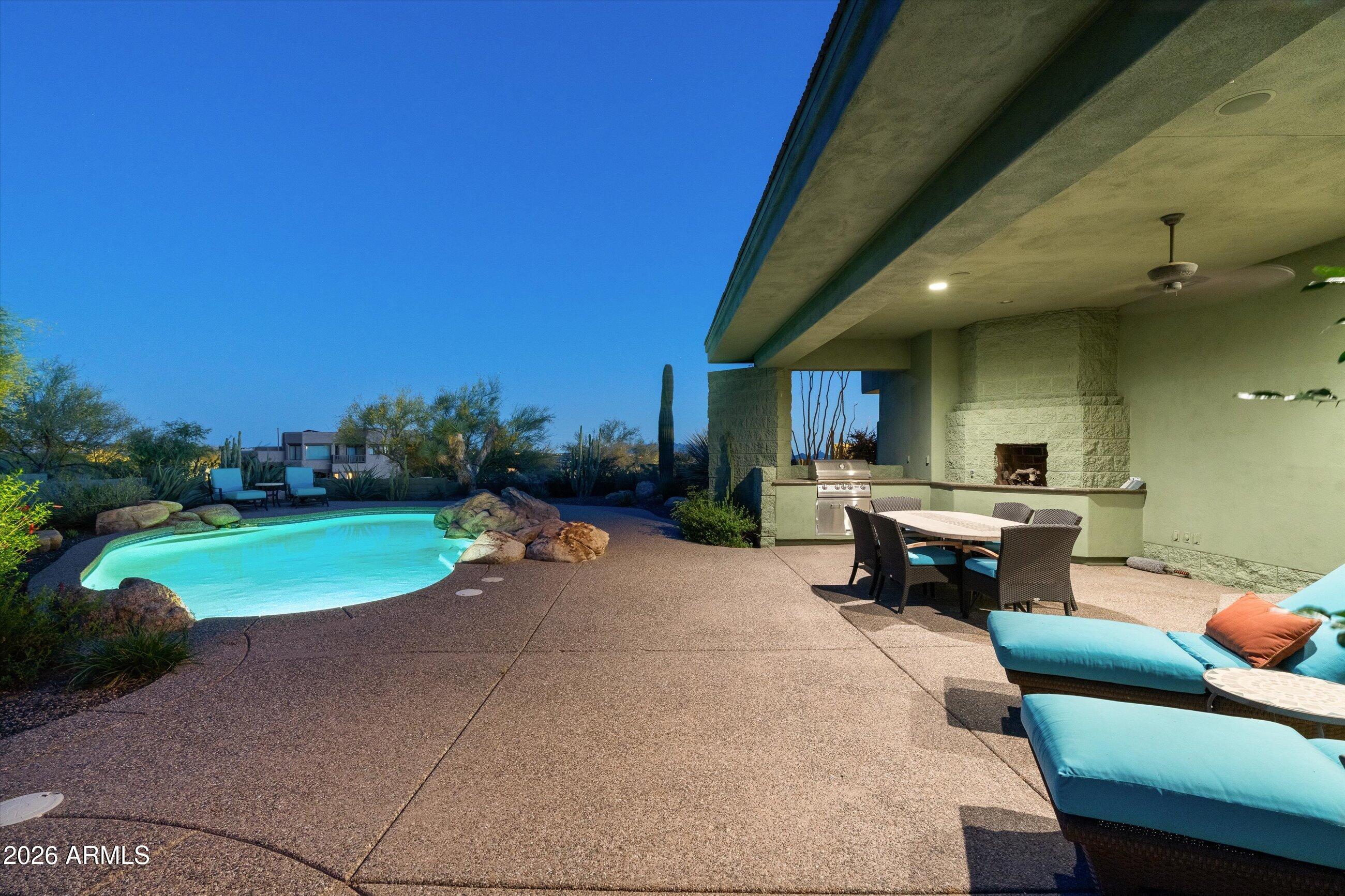 11025 E HONEY MESQUITE Drive