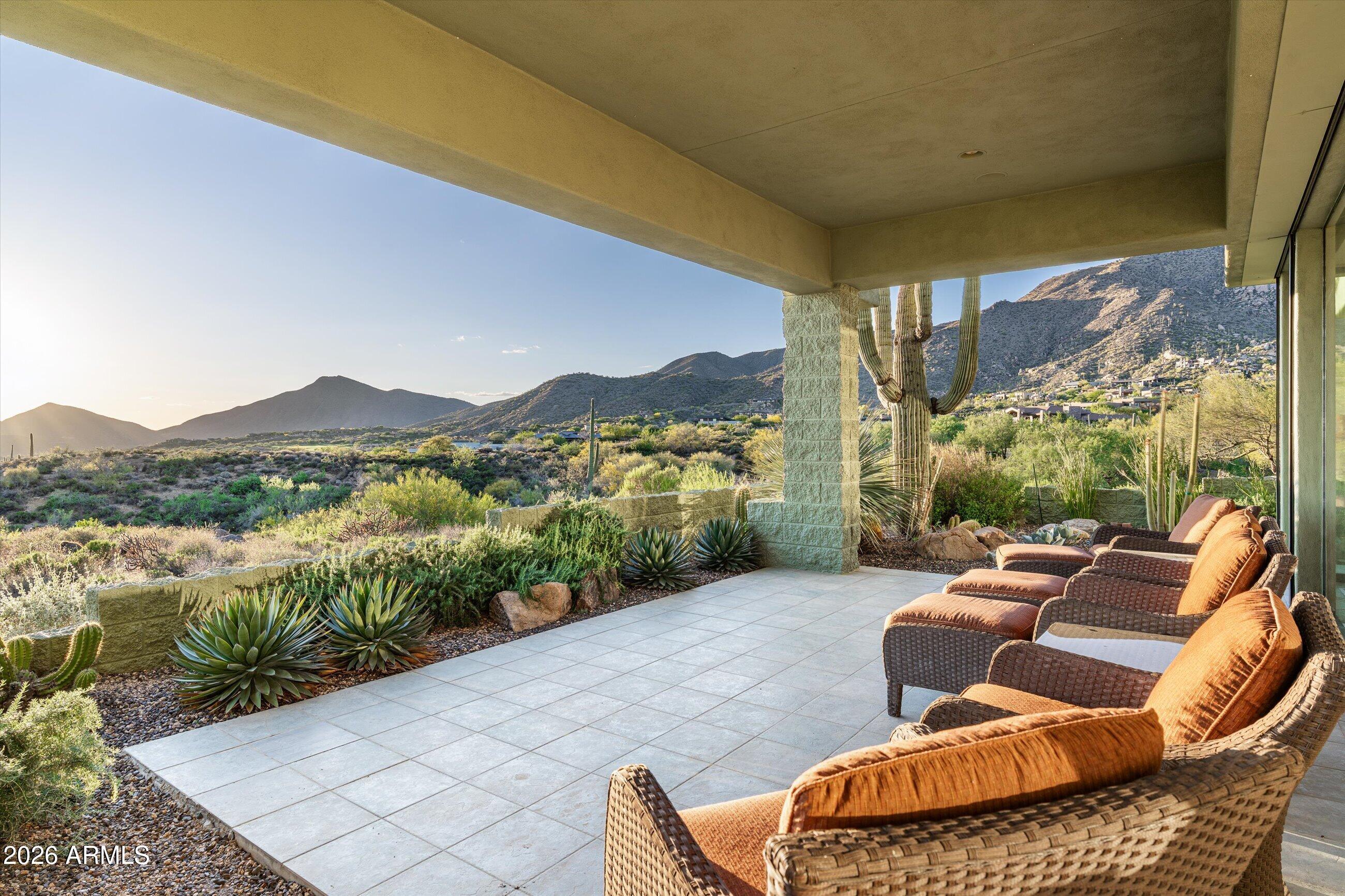 11025 E HONEY MESQUITE Drive