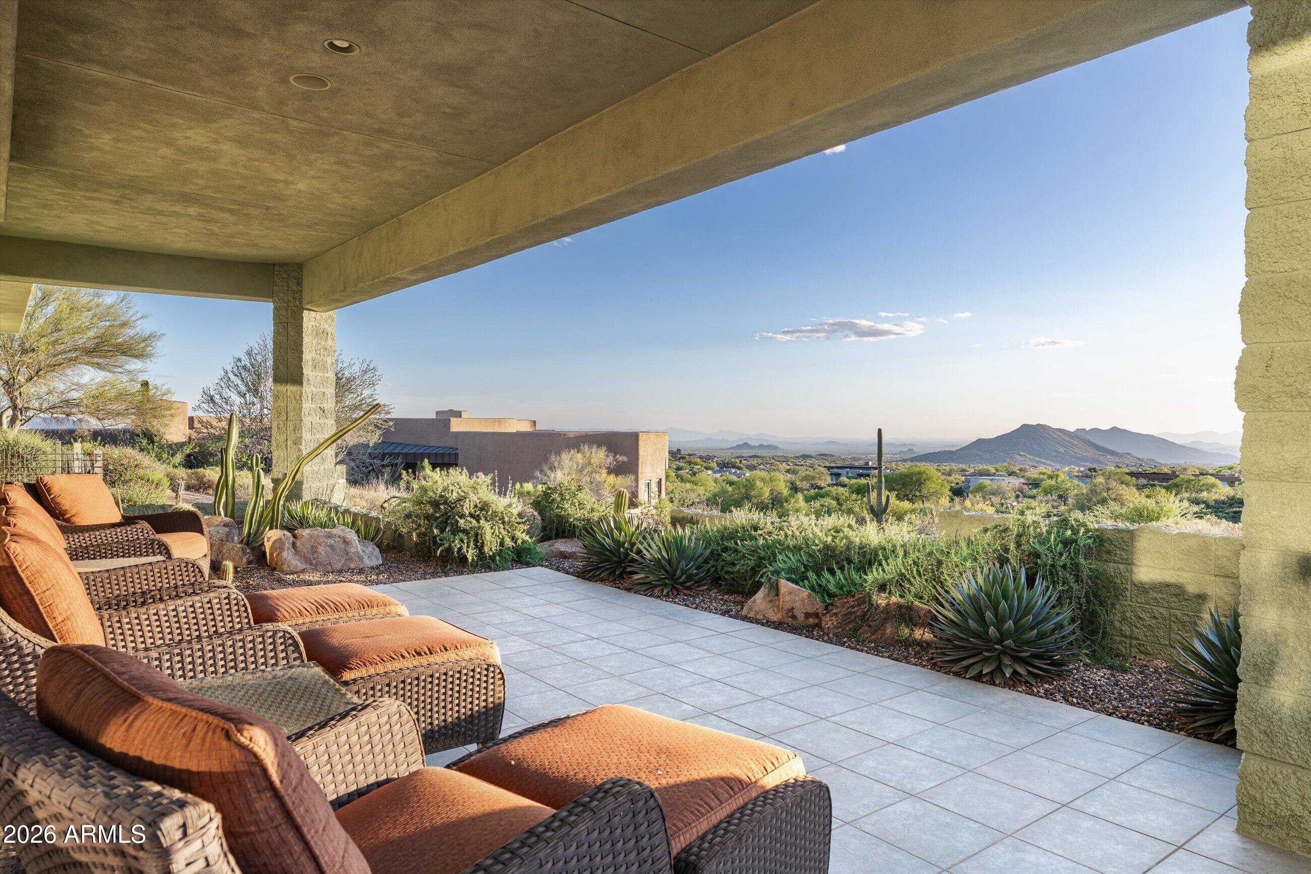 11025 E HONEY MESQUITE Drive