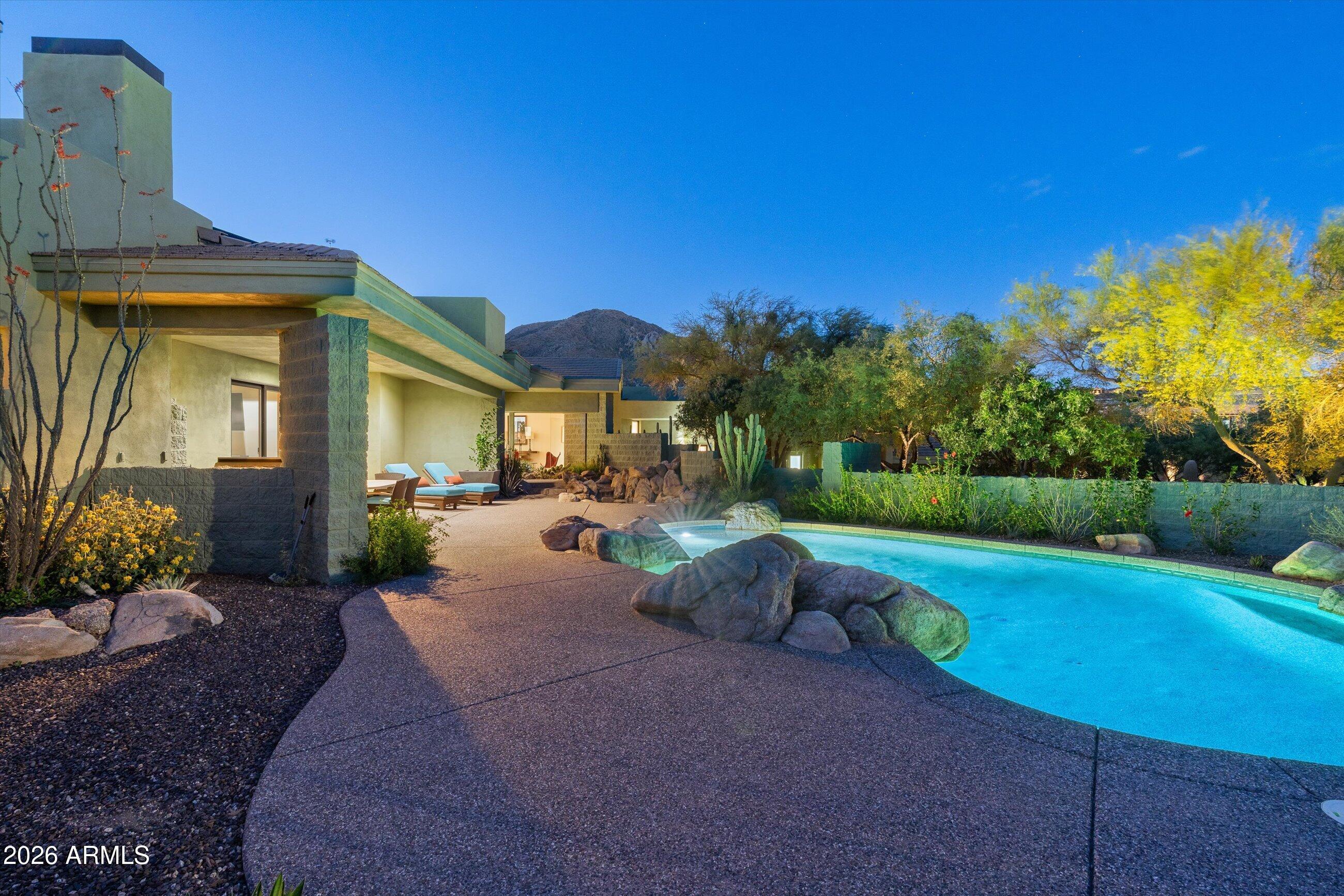 11025 E HONEY MESQUITE Drive