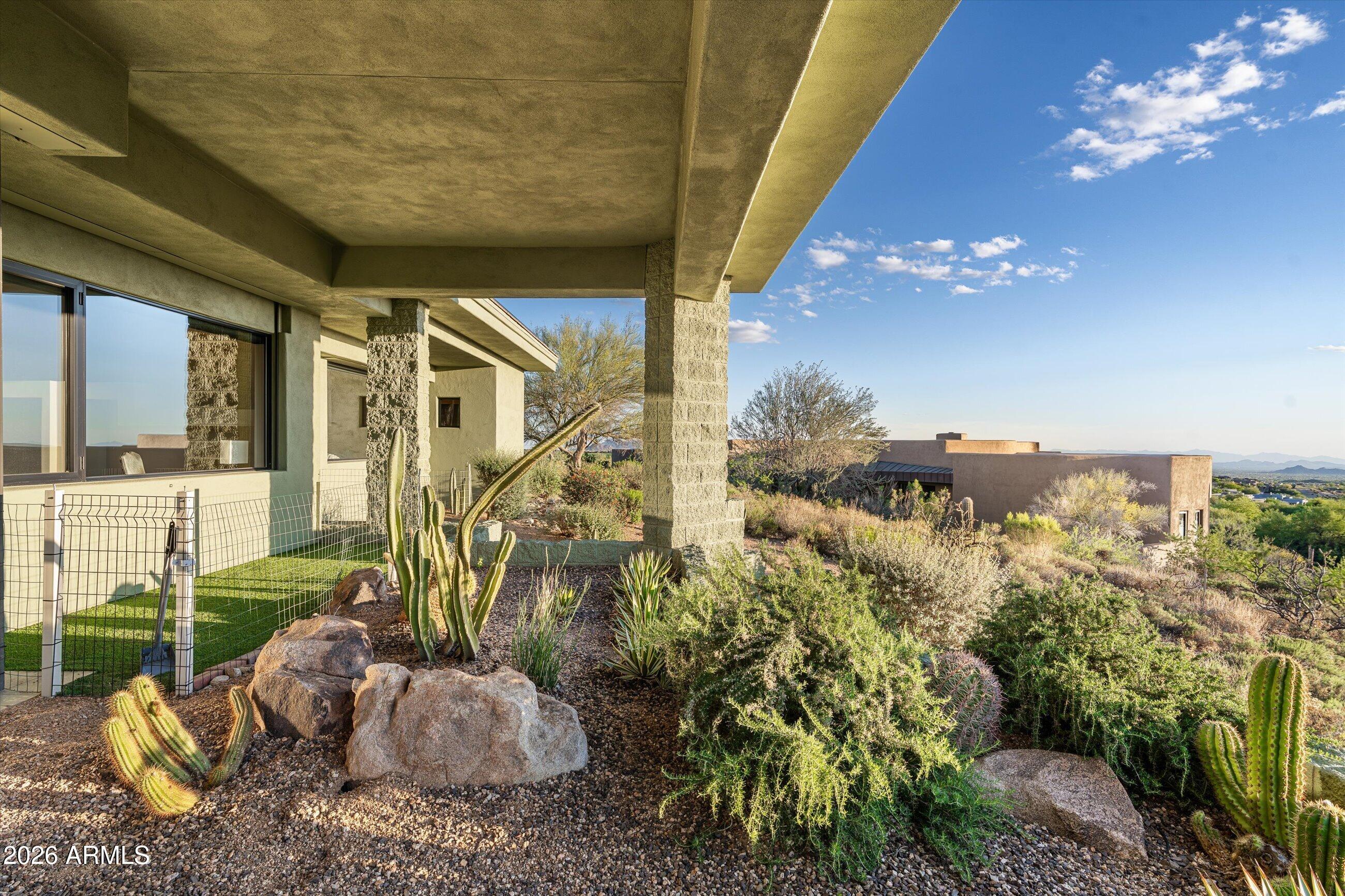 11025 E HONEY MESQUITE Drive