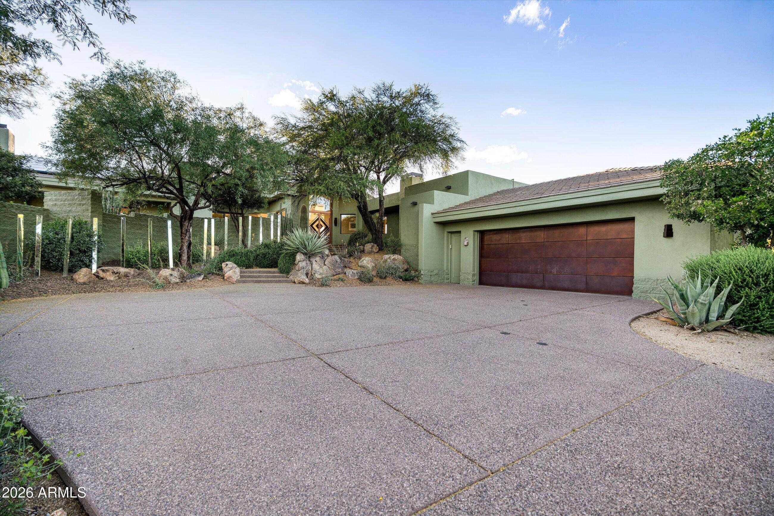 11025 E HONEY MESQUITE Drive