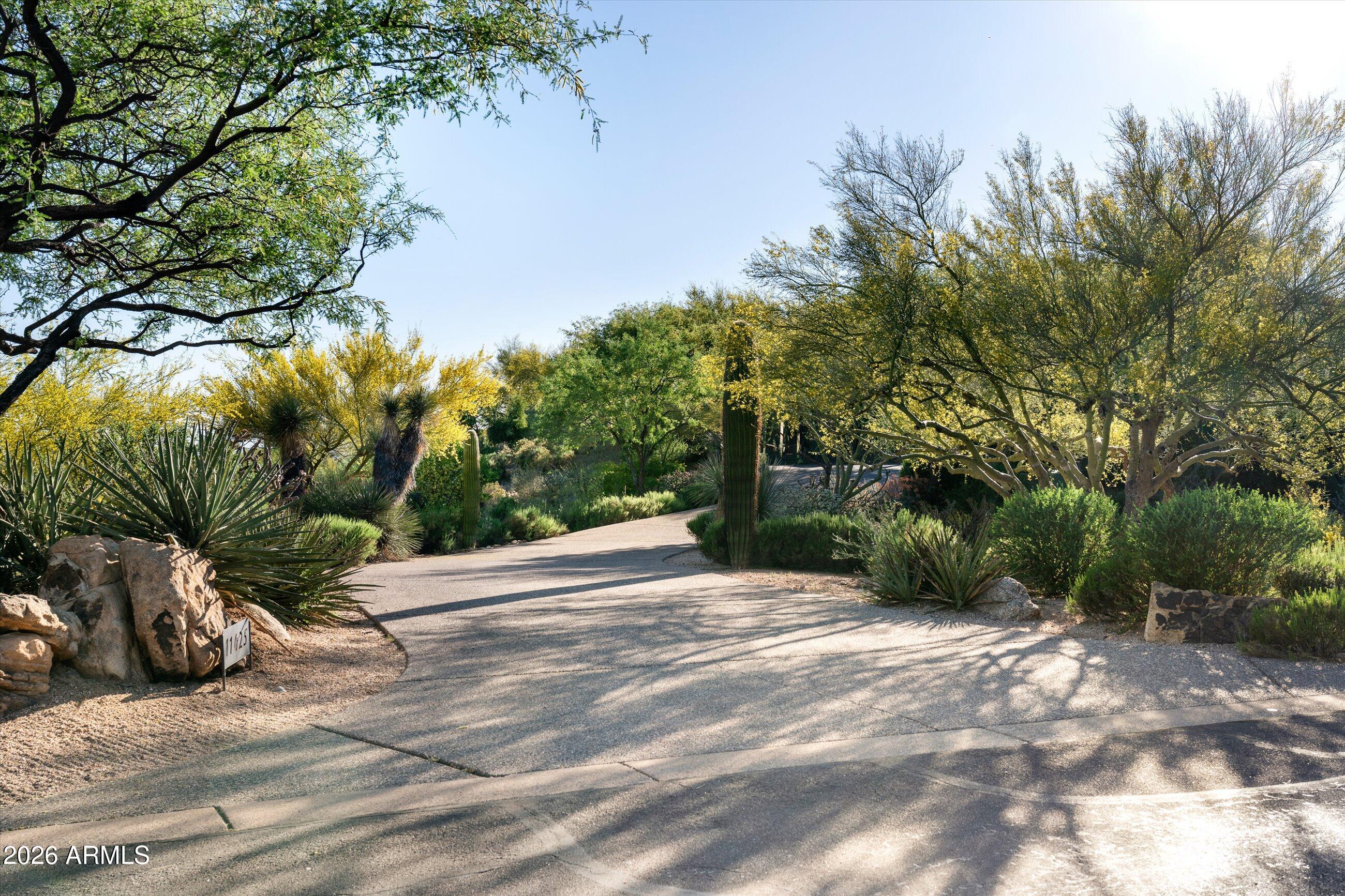 11025 E HONEY MESQUITE Drive