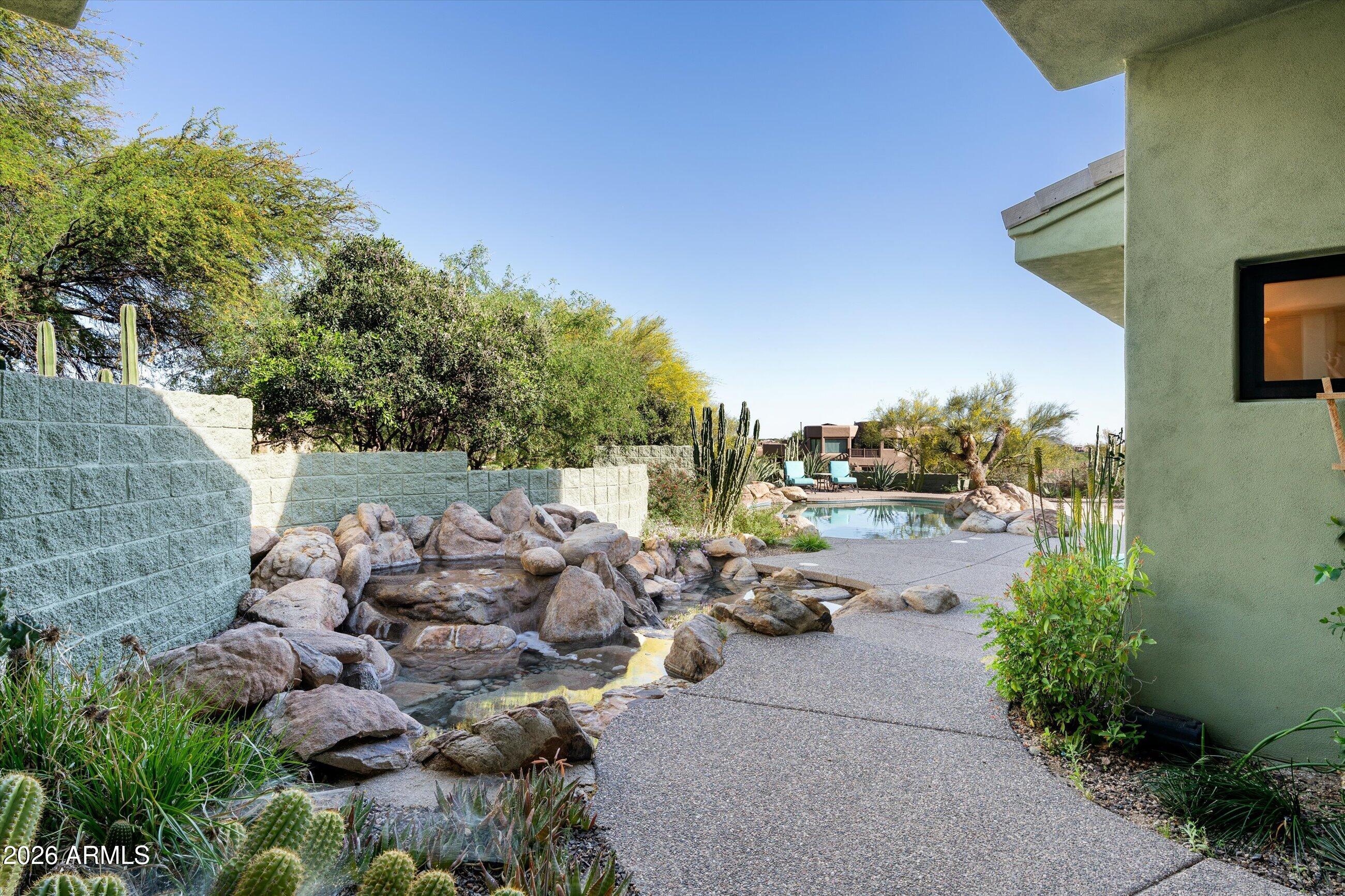 11025 E HONEY MESQUITE Drive