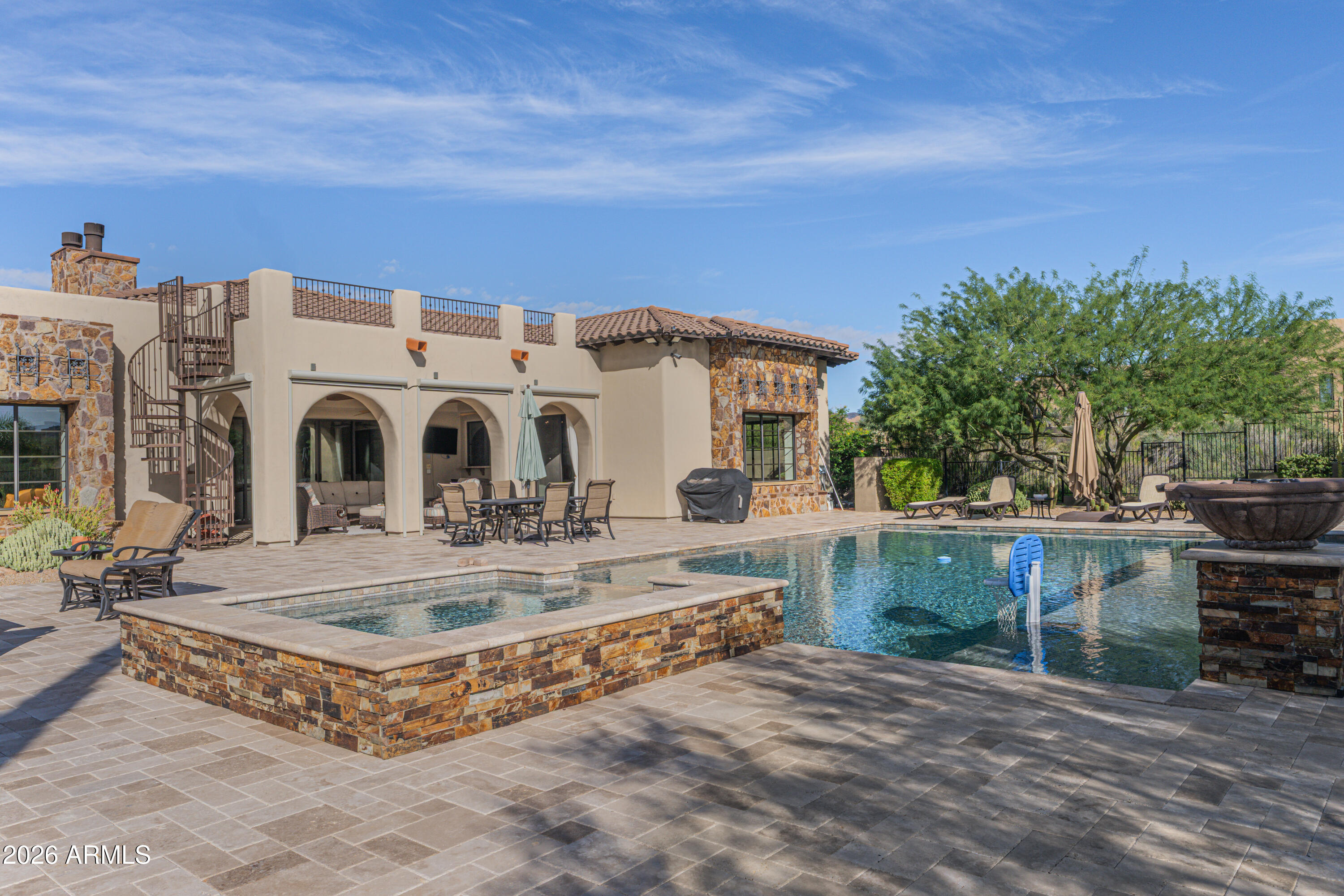 37911 N BOULDER VIEW Drive
