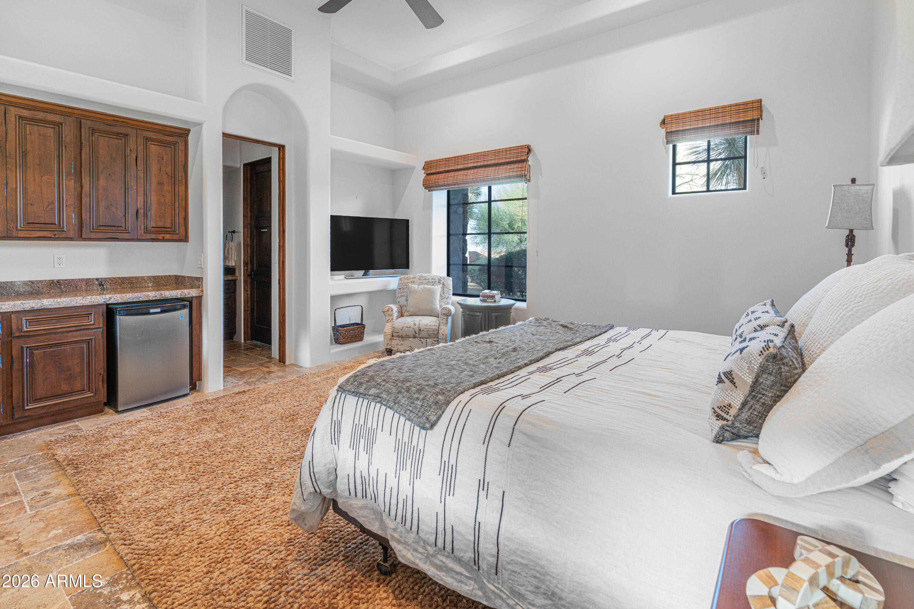 37911 N BOULDER VIEW Drive