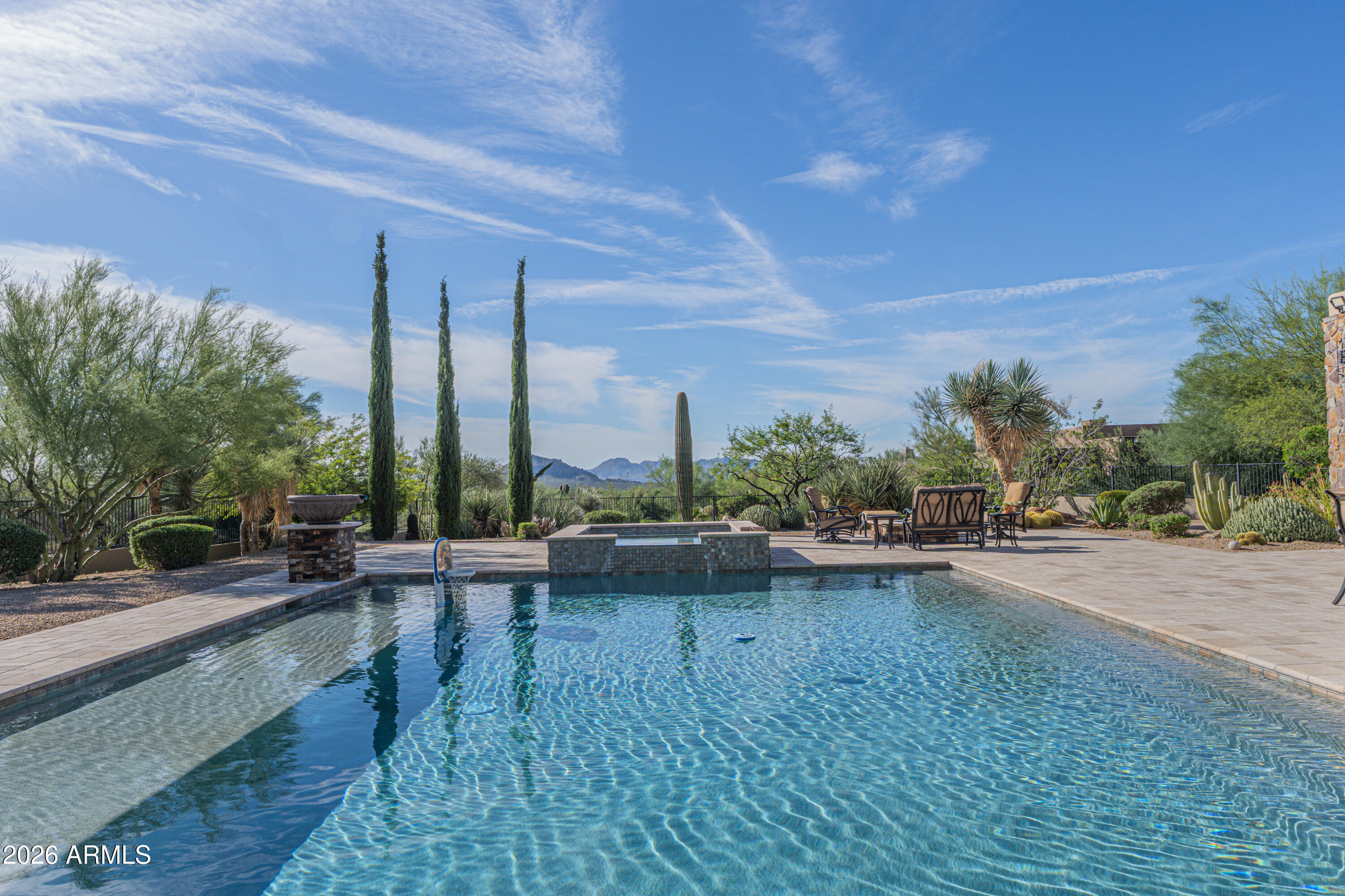 37911 N BOULDER VIEW Drive