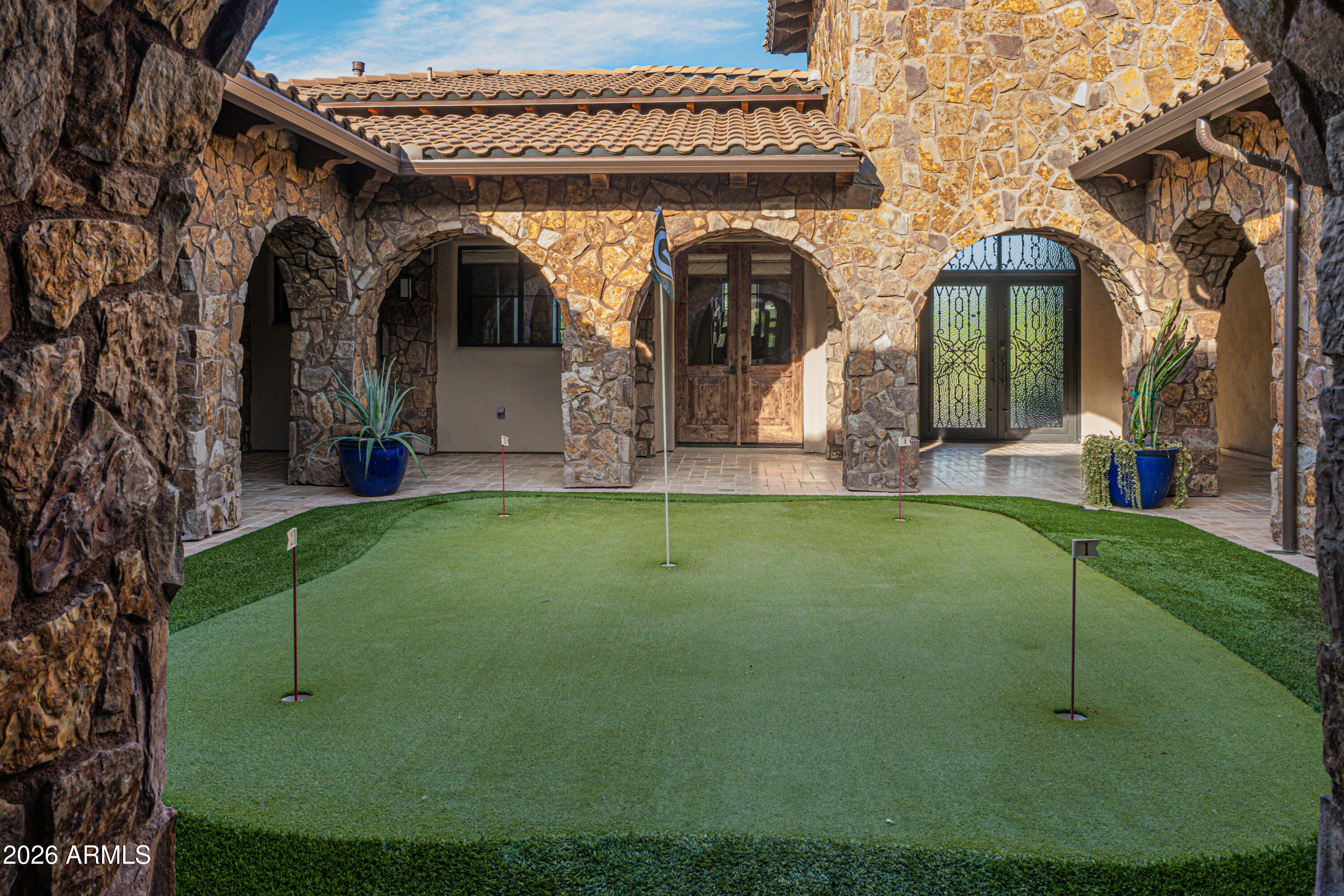 37911 N BOULDER VIEW Drive