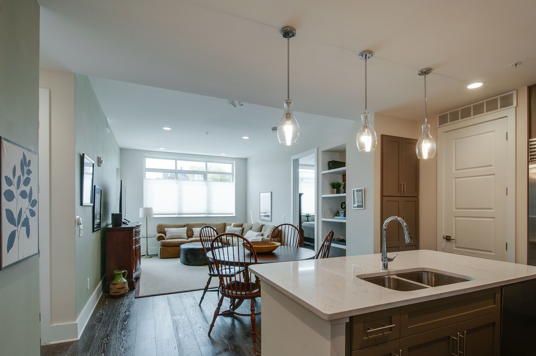 20 Rutledge St Unit: 211