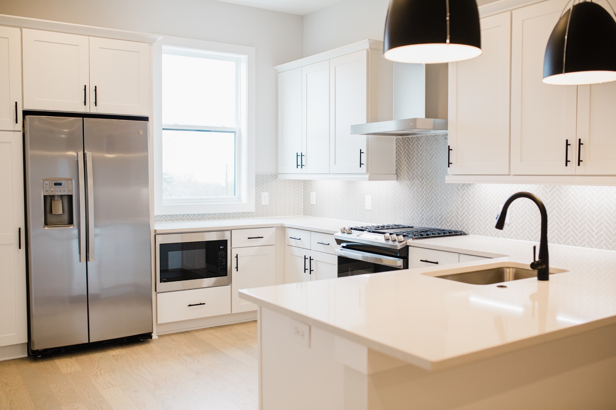 1011 44th Ave N Unit: 8