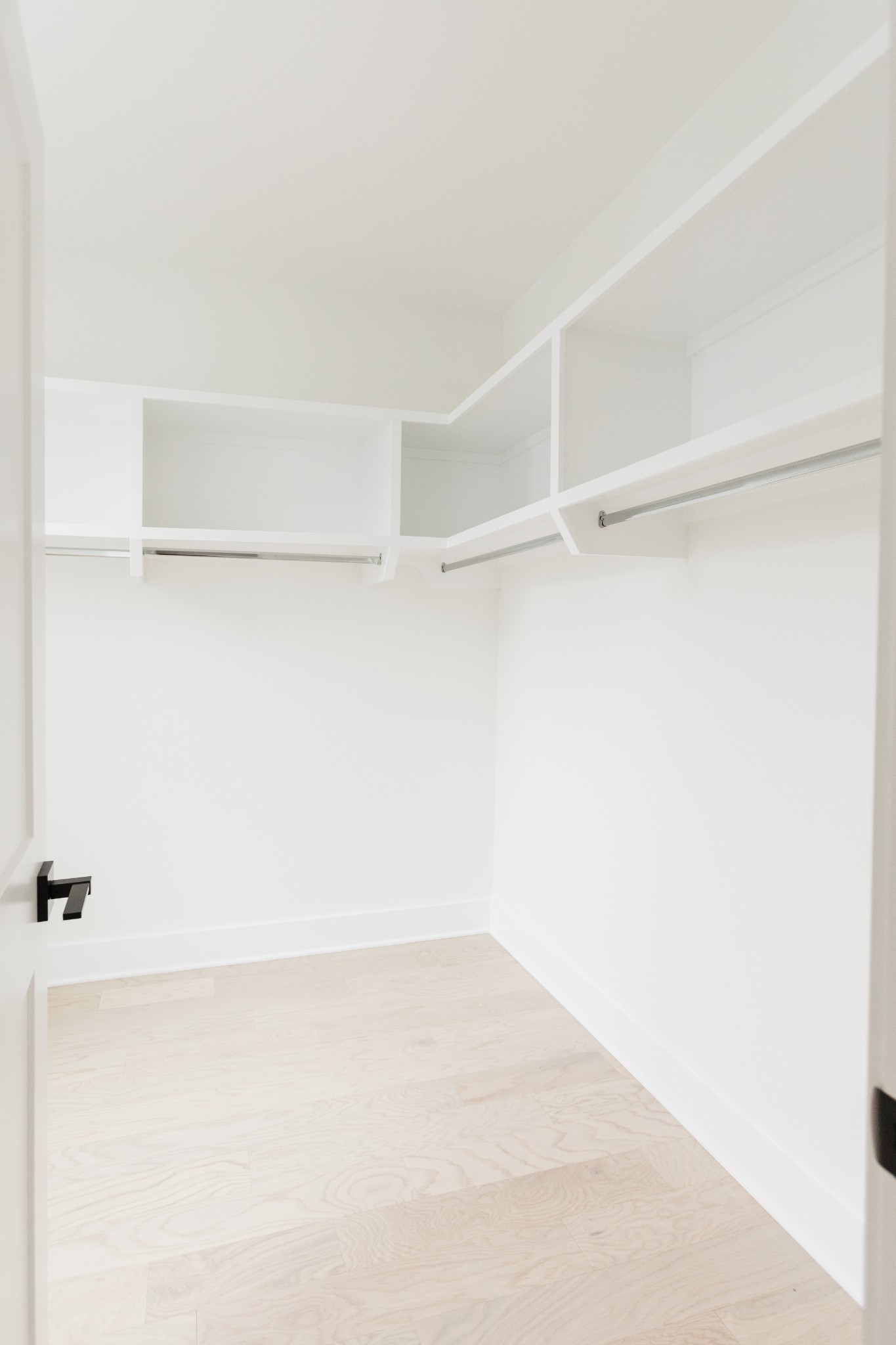 1011 44th Ave N Unit: 8
