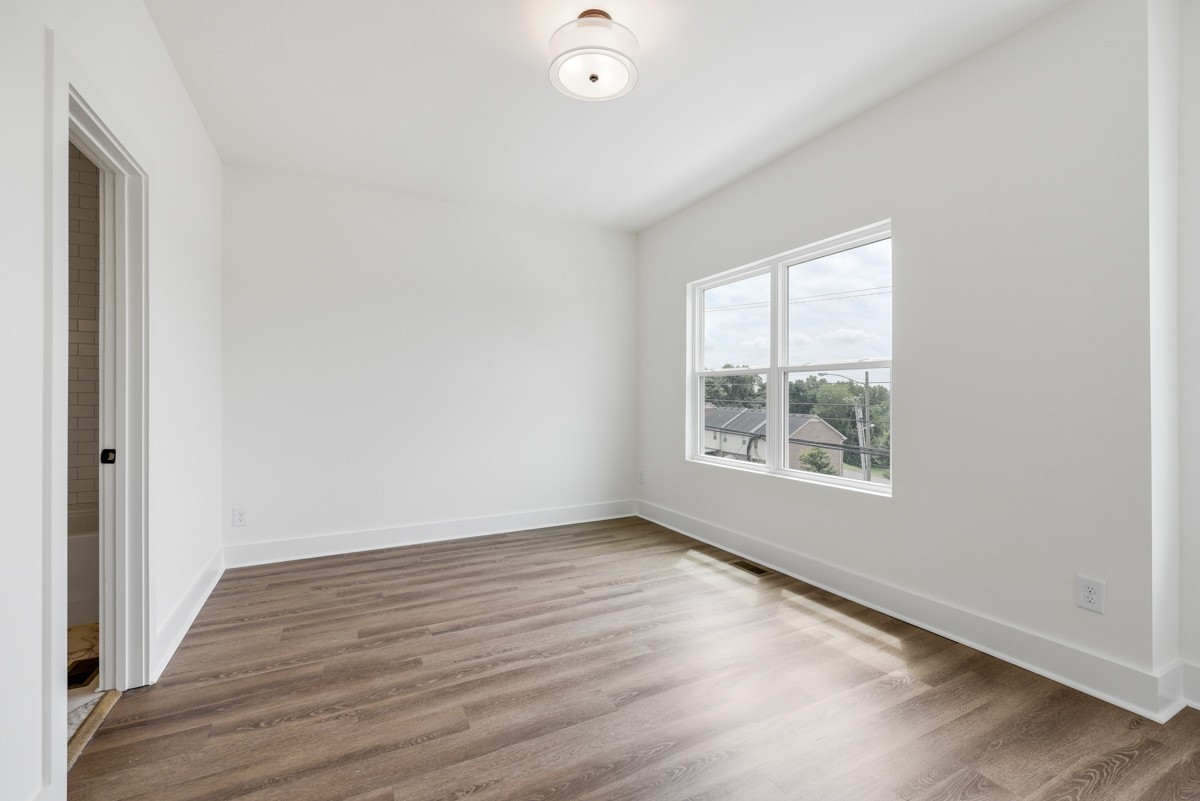 1530 Lebanon Pike
