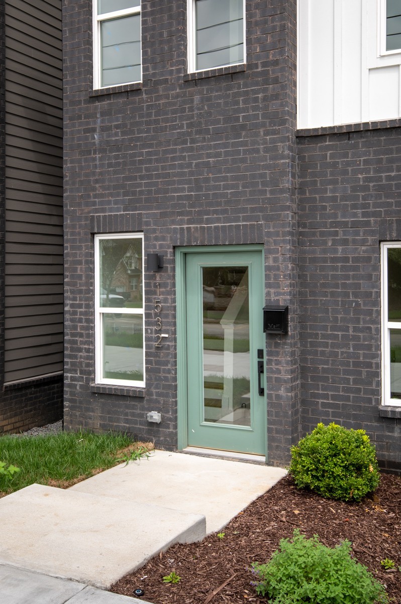1530 Lebanon Pike