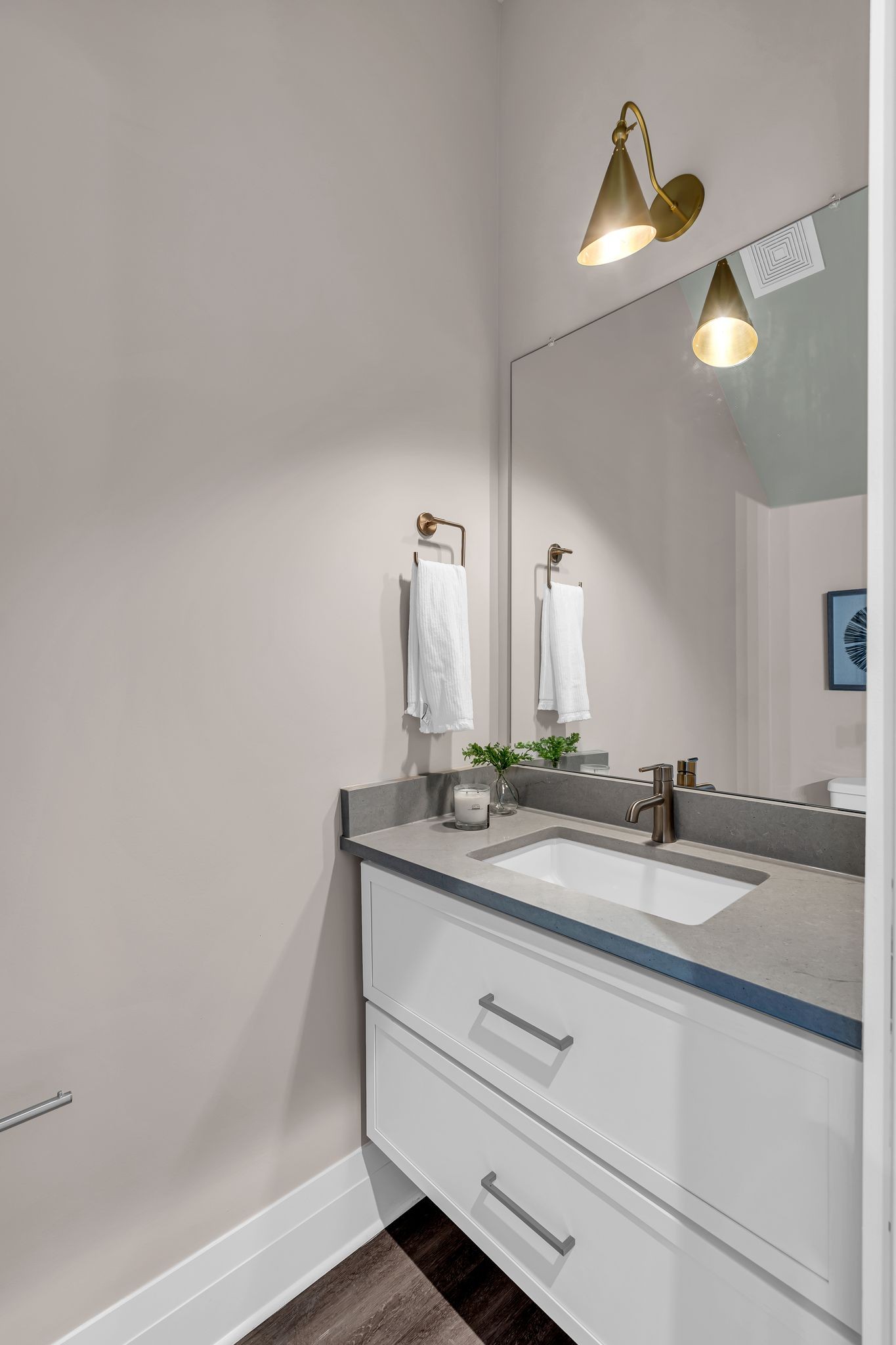 1084 Noble Loop Unit: 12