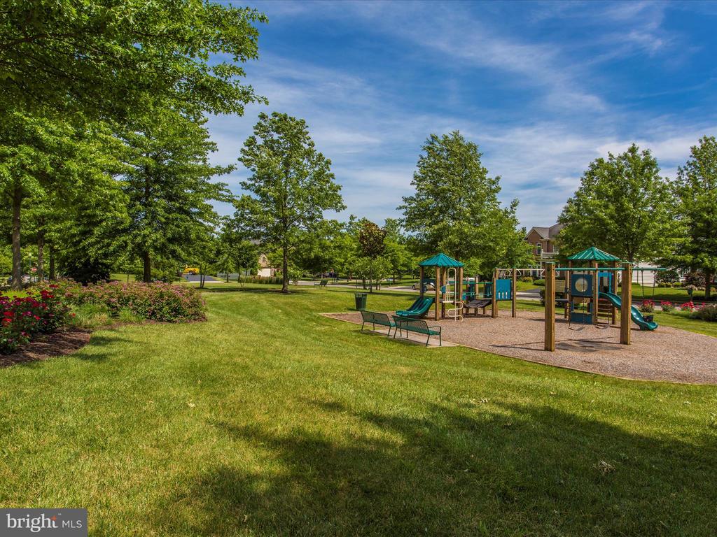 3 WAGON SHED COURT