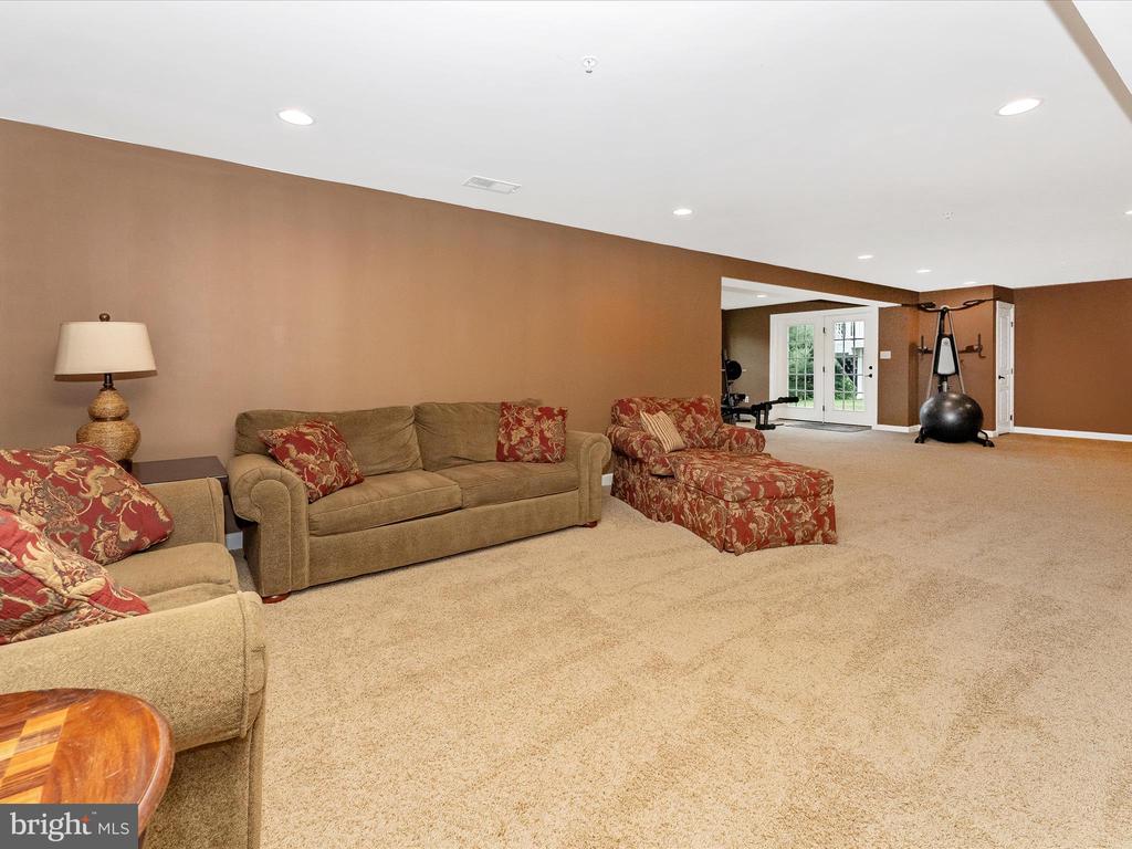3 WAGON SHED COURT