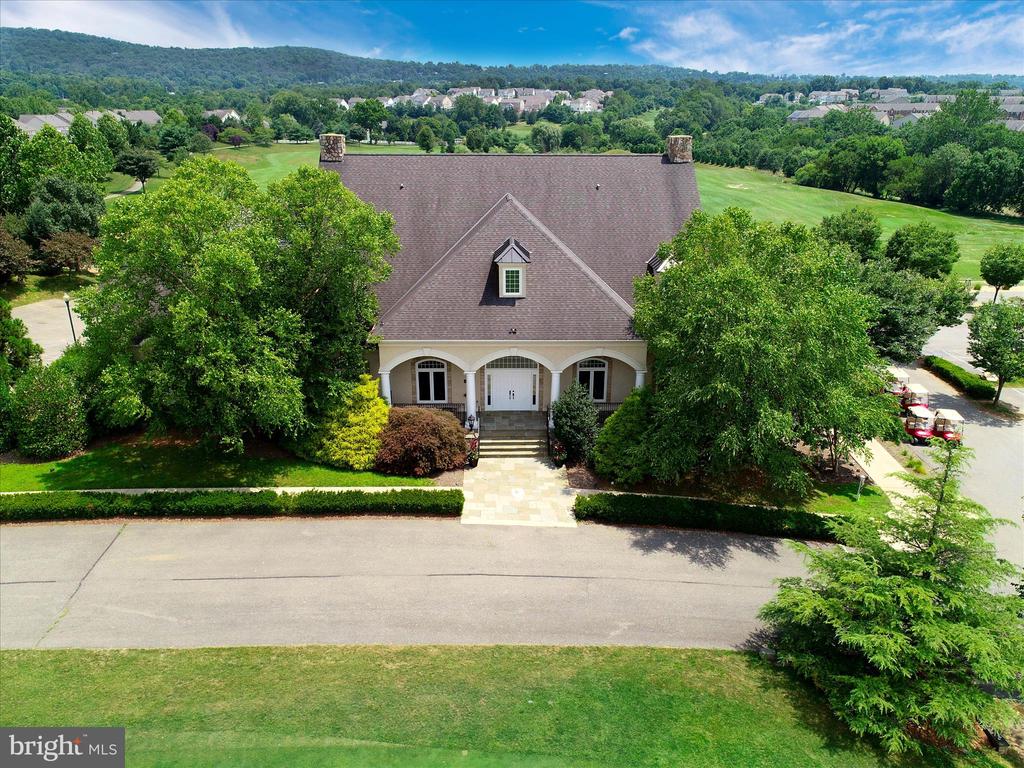 3 WAGON SHED COURT