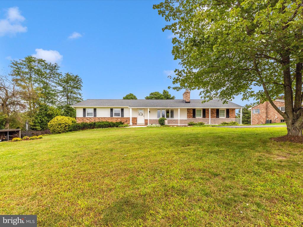 12396 LEE HILL DRIVE