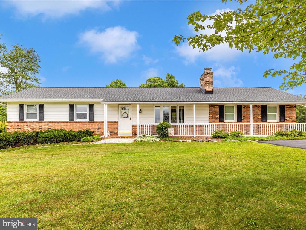 12396 LEE HILL DRIVE