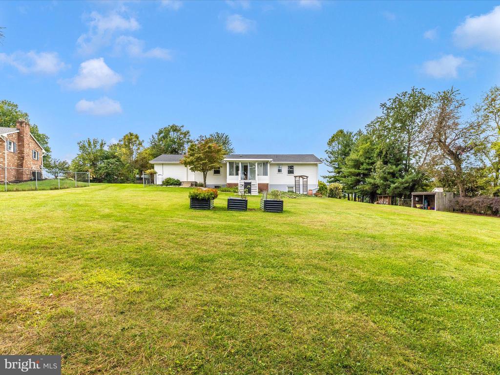 12396 LEE HILL DRIVE