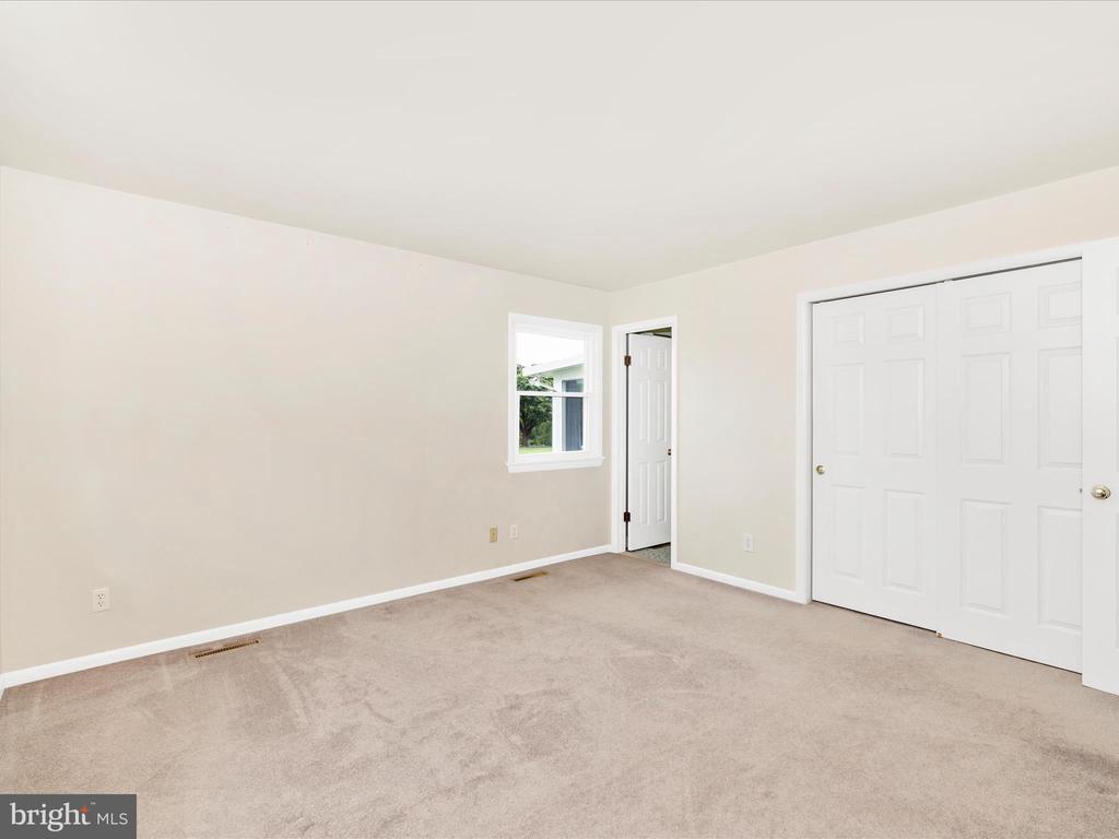 12396 LEE HILL DRIVE