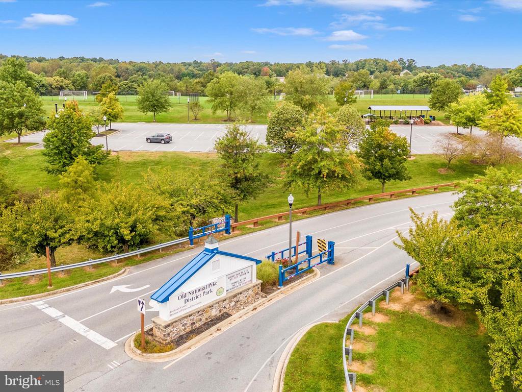 12396 LEE HILL DRIVE