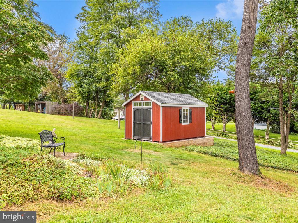 12396 LEE HILL DRIVE