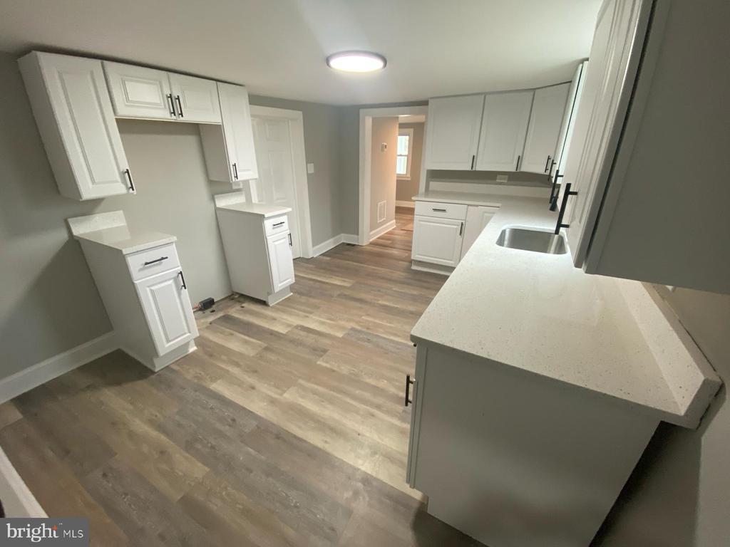 10411 MAPLEVILLE ROAD