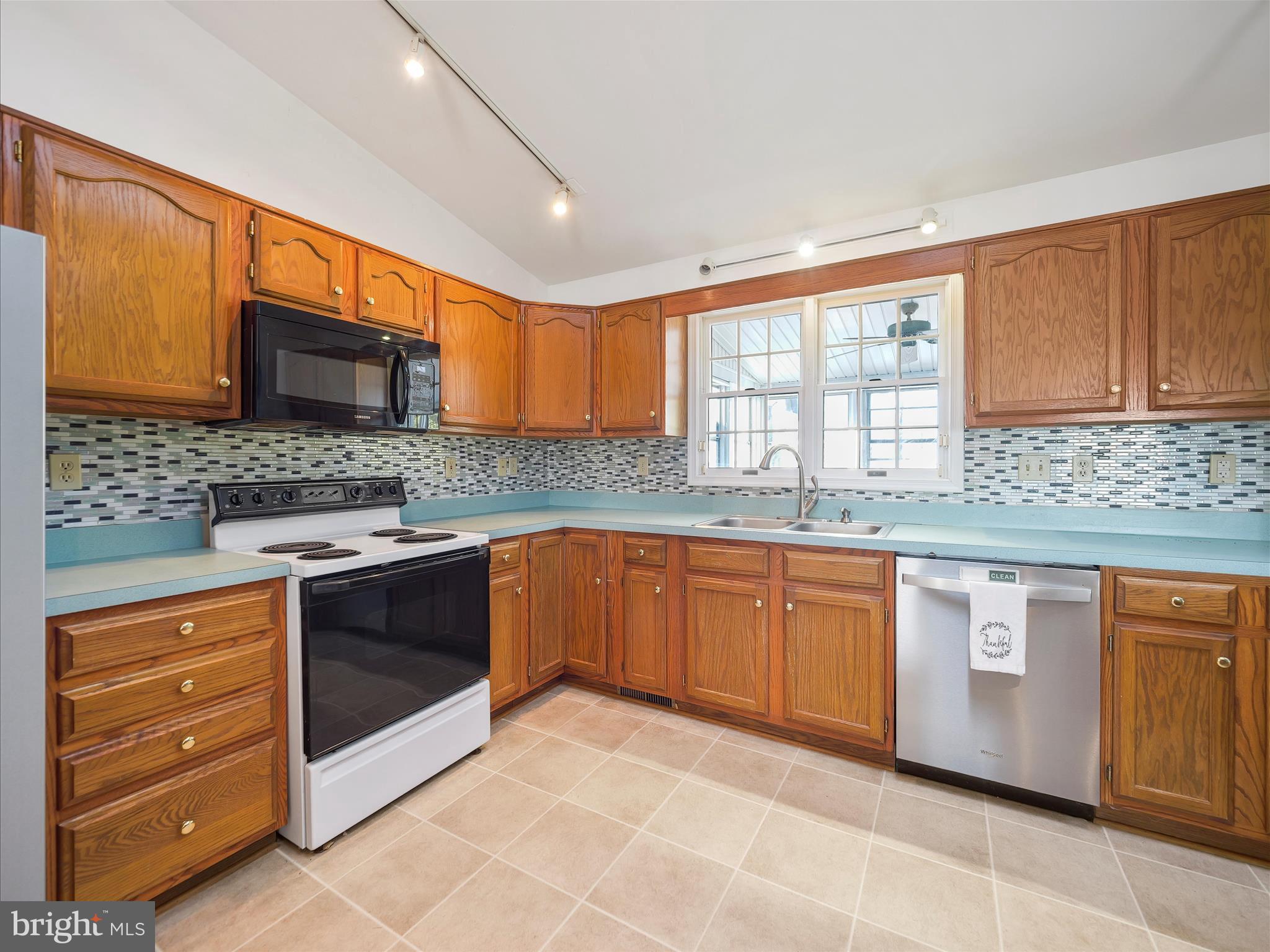13114 HYACINTH COURT