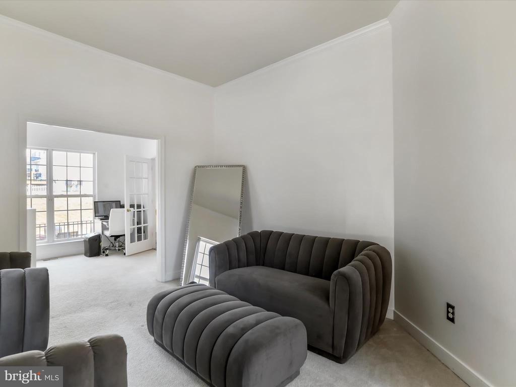 17500 PATTERSON DRIVE